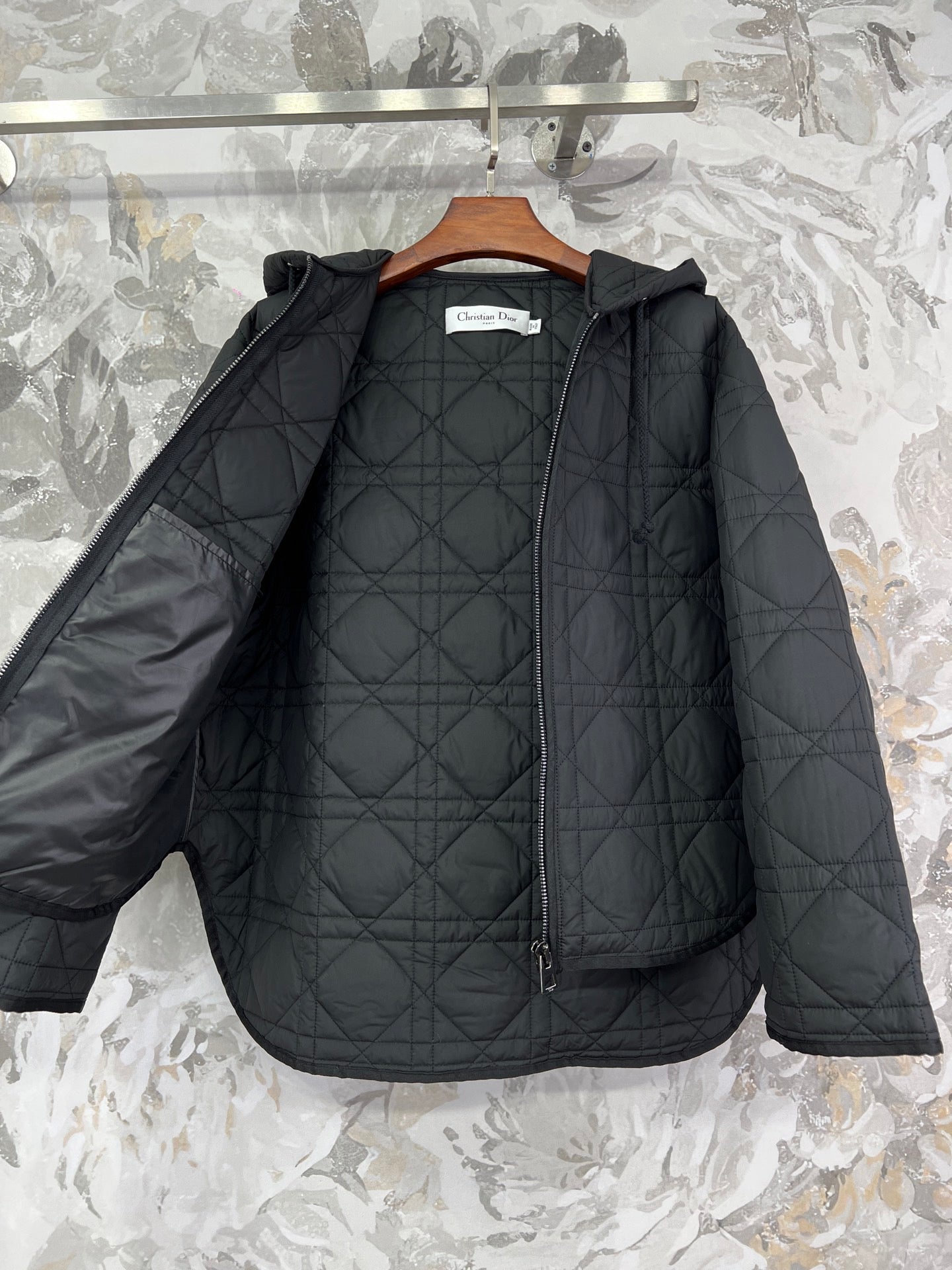 디올 매크로까나쥬 후드 피코트 퀄티드 테크니컬 태피터