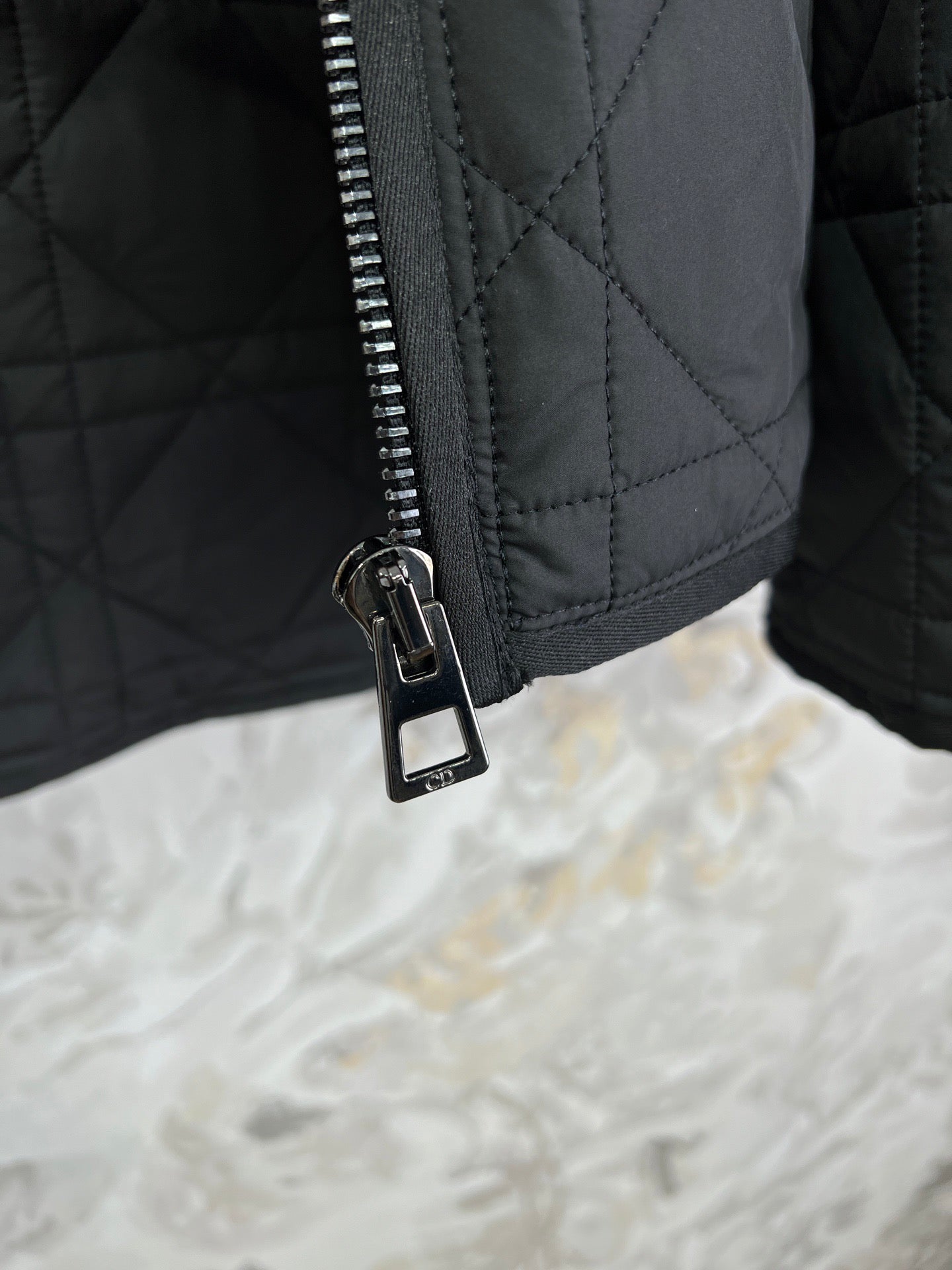 디올 매크로까나쥬 후드 피코트 퀄티드 테크니컬 태피터