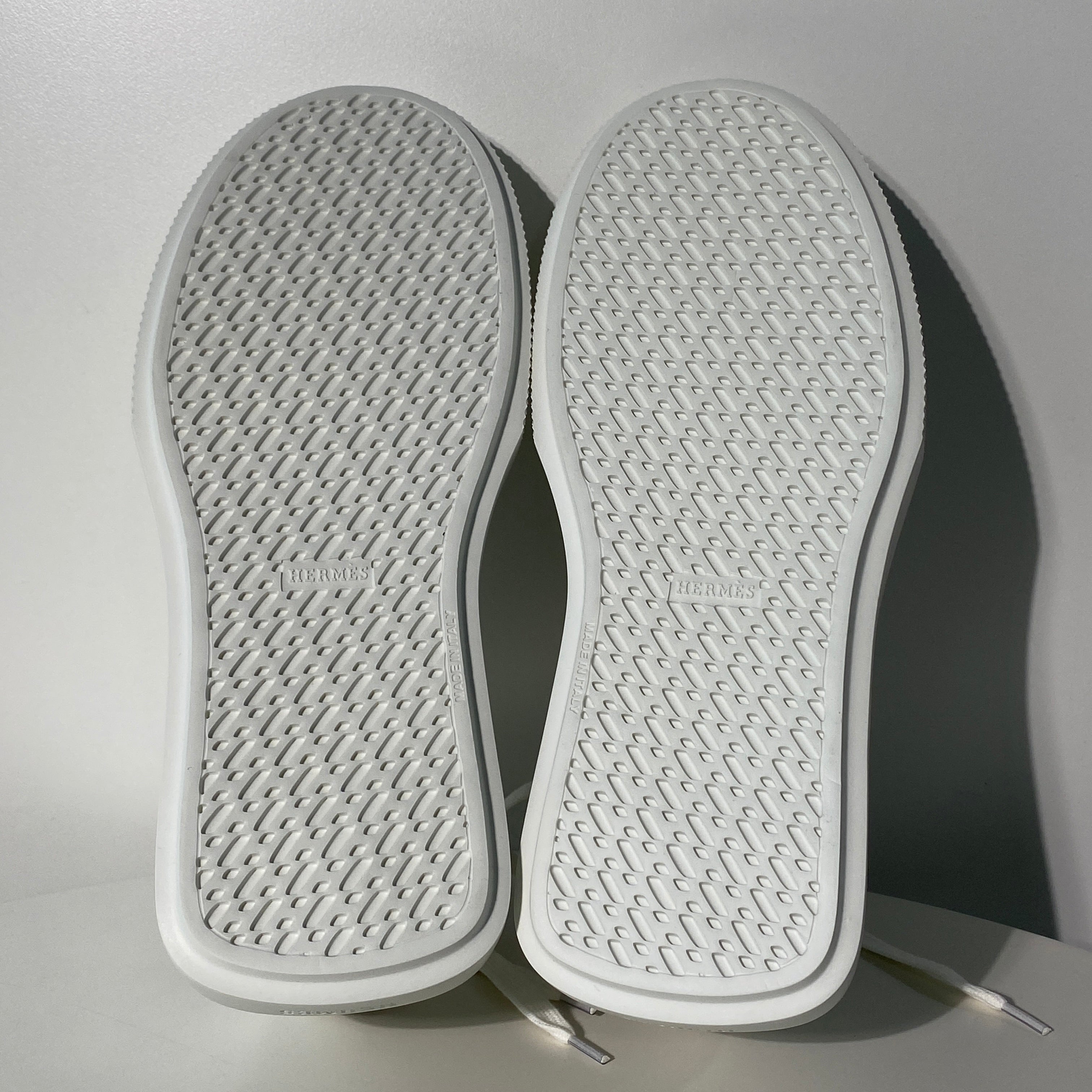 국내) 에르메스 하루 더비 스니커즈 화이트 42