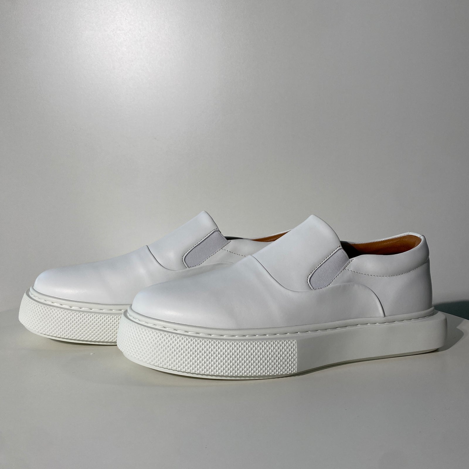 국내) 에르메스 히어로 로퍼 화이트 42