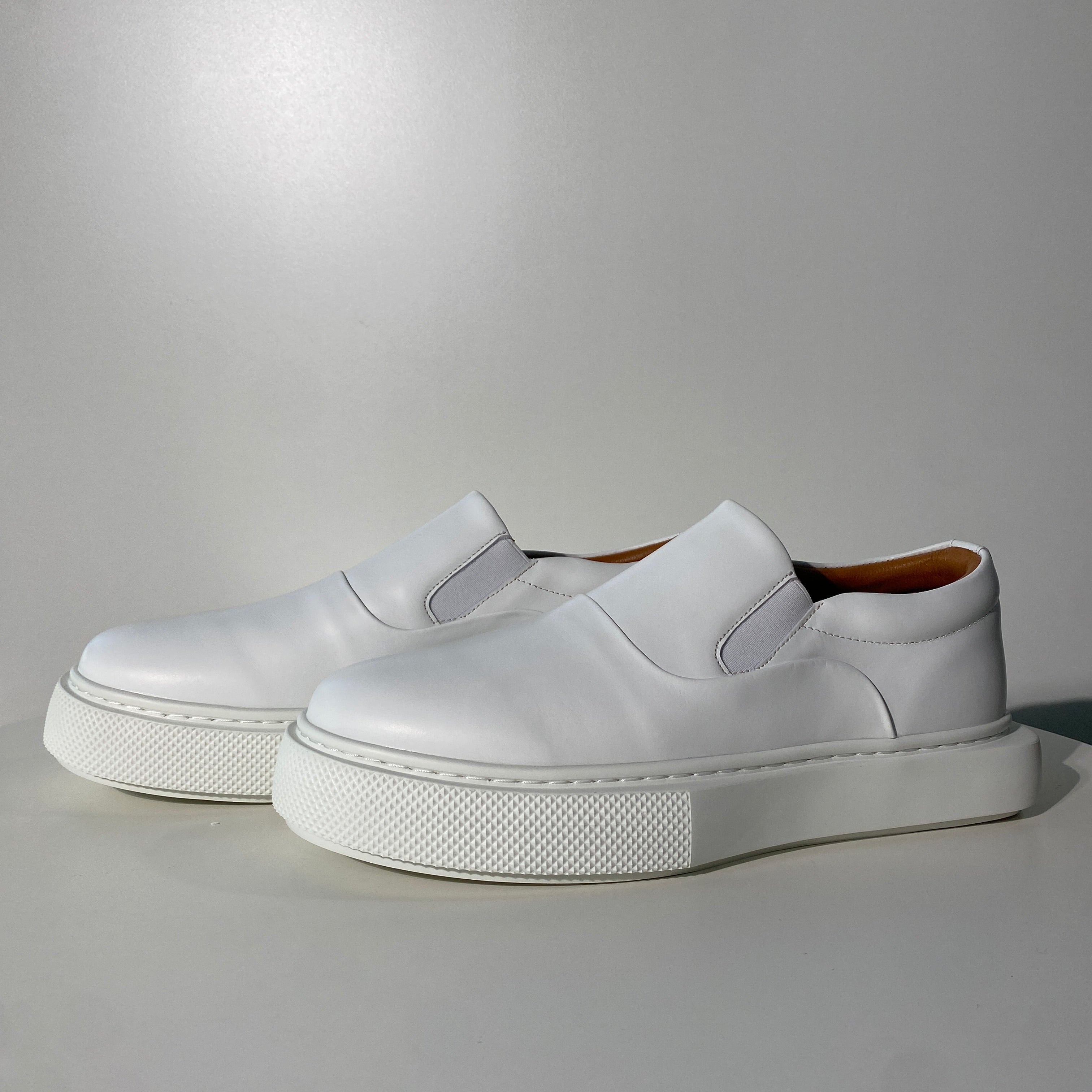 국내) 에르메스 히어로 로퍼 화이트 42