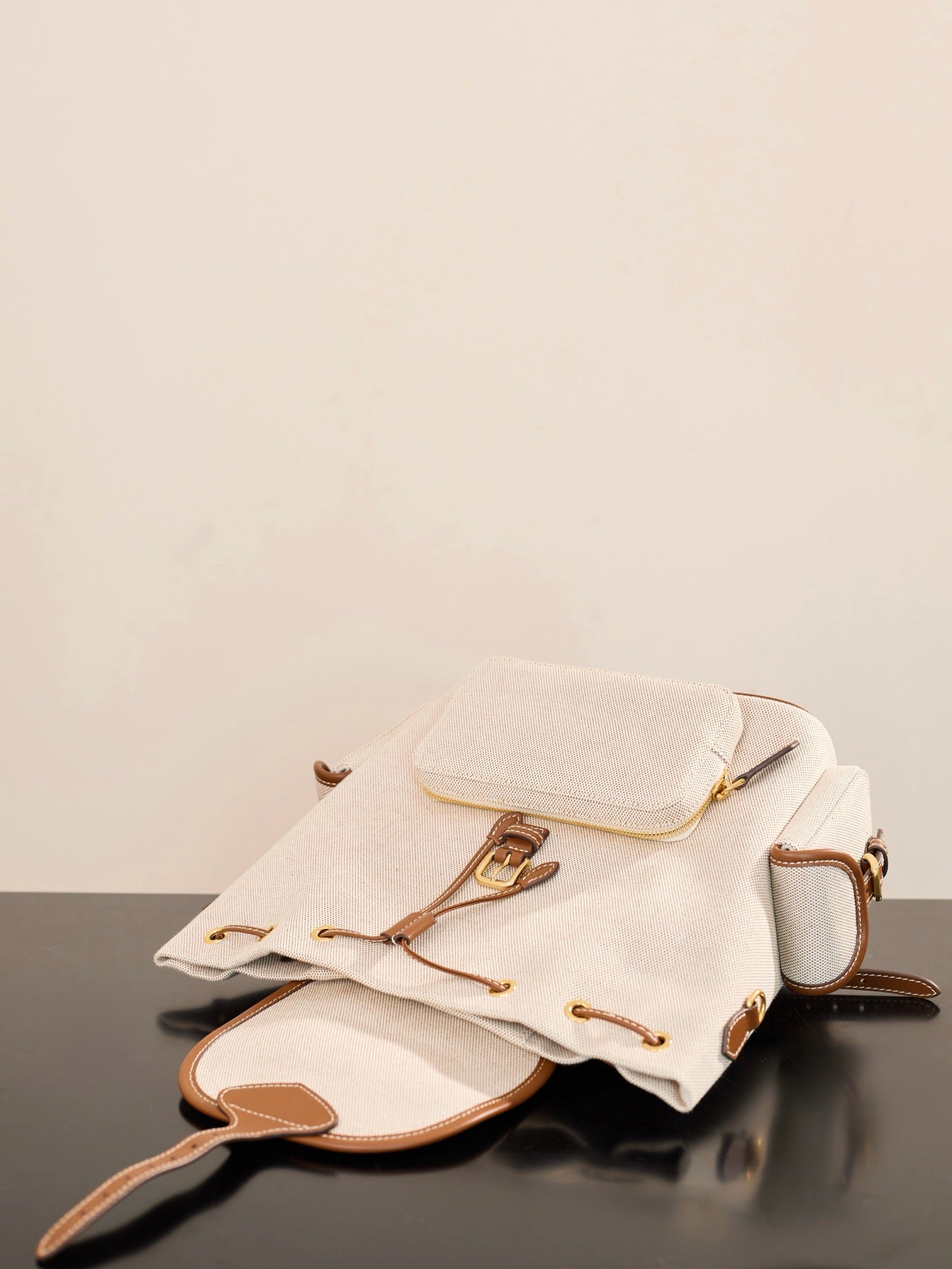 미우미우 캔버스 가죽 백팩 라지