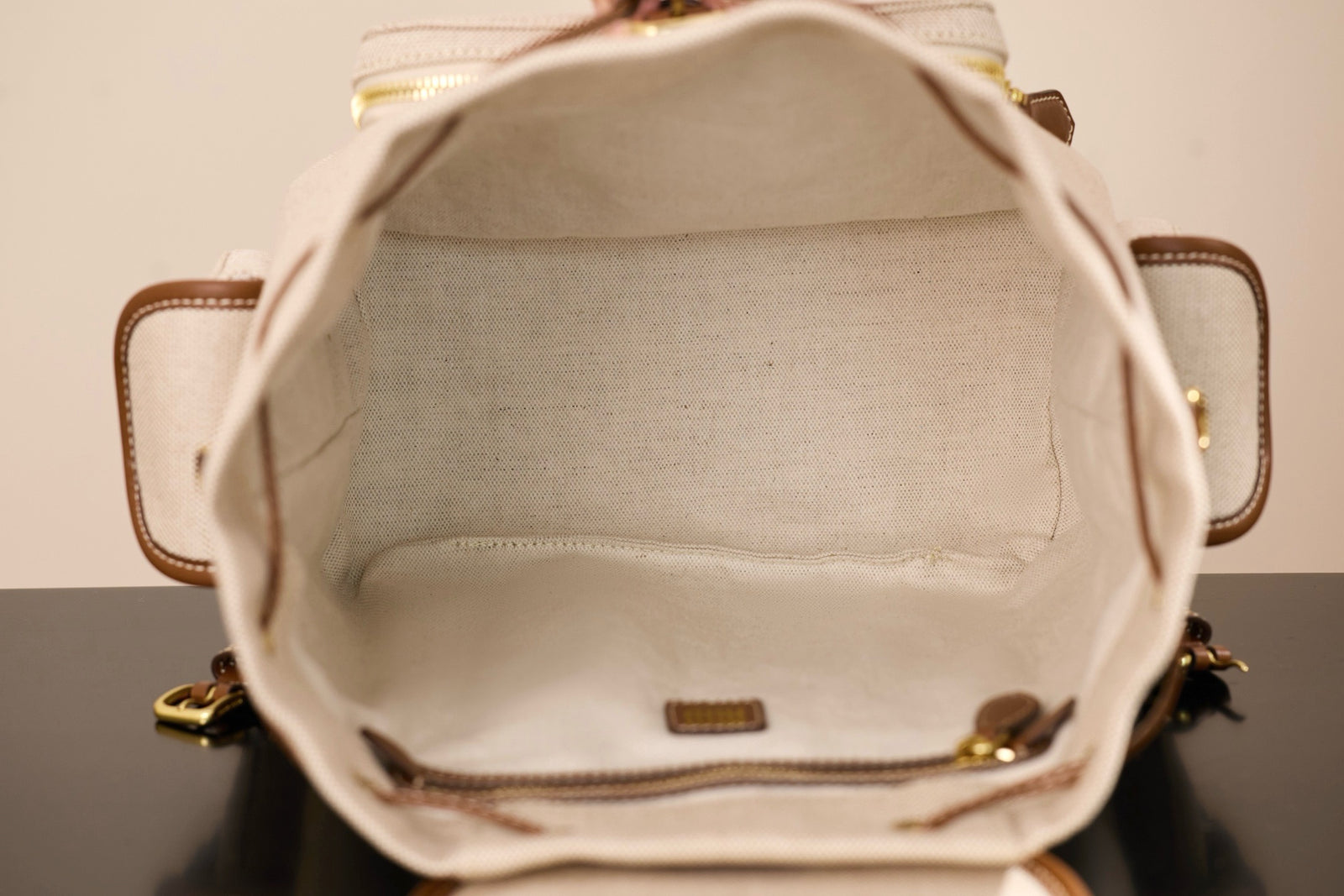 미우미우 캔버스 가죽 백팩 라지