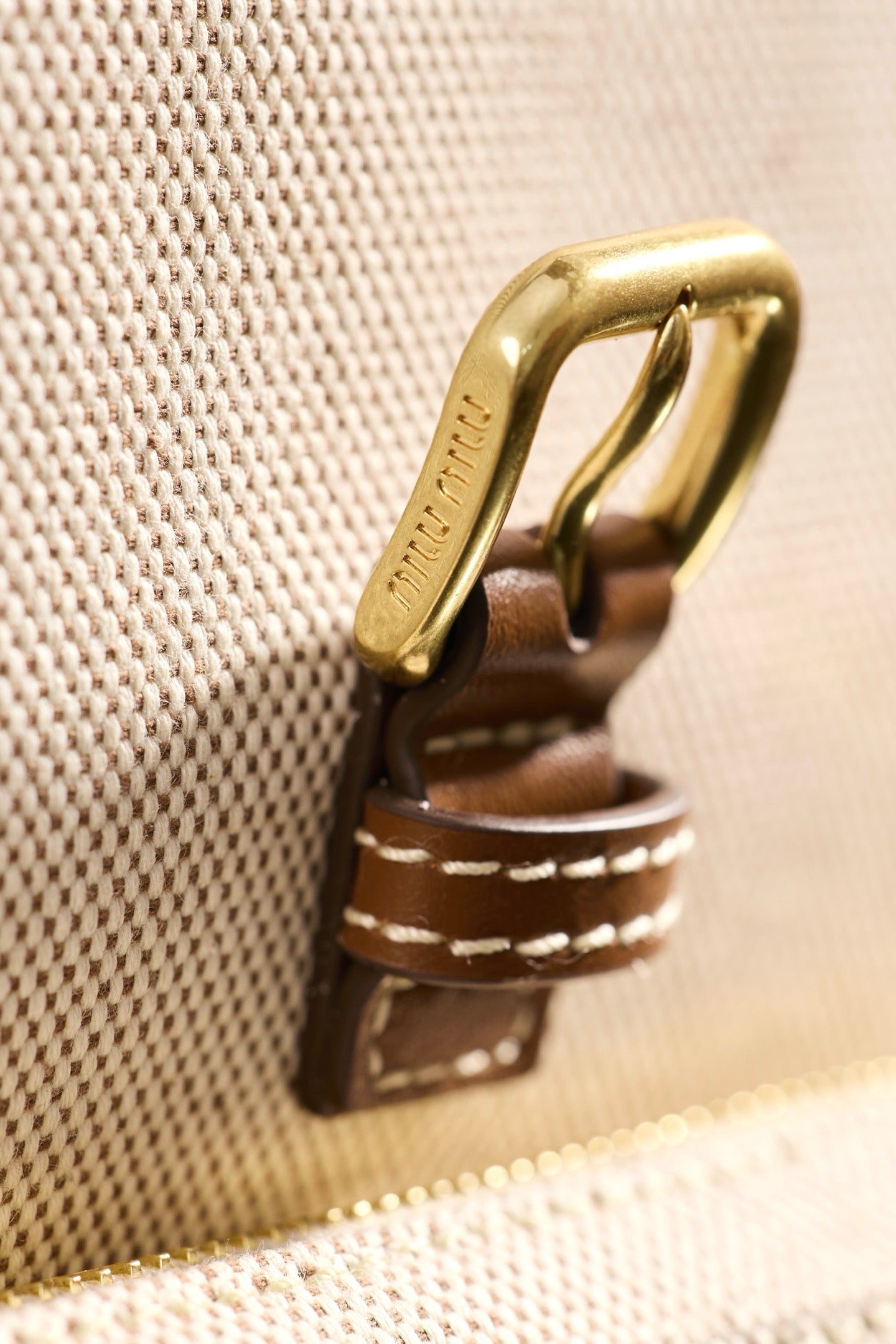 미우미우 캔버스 가죽 백팩 라지