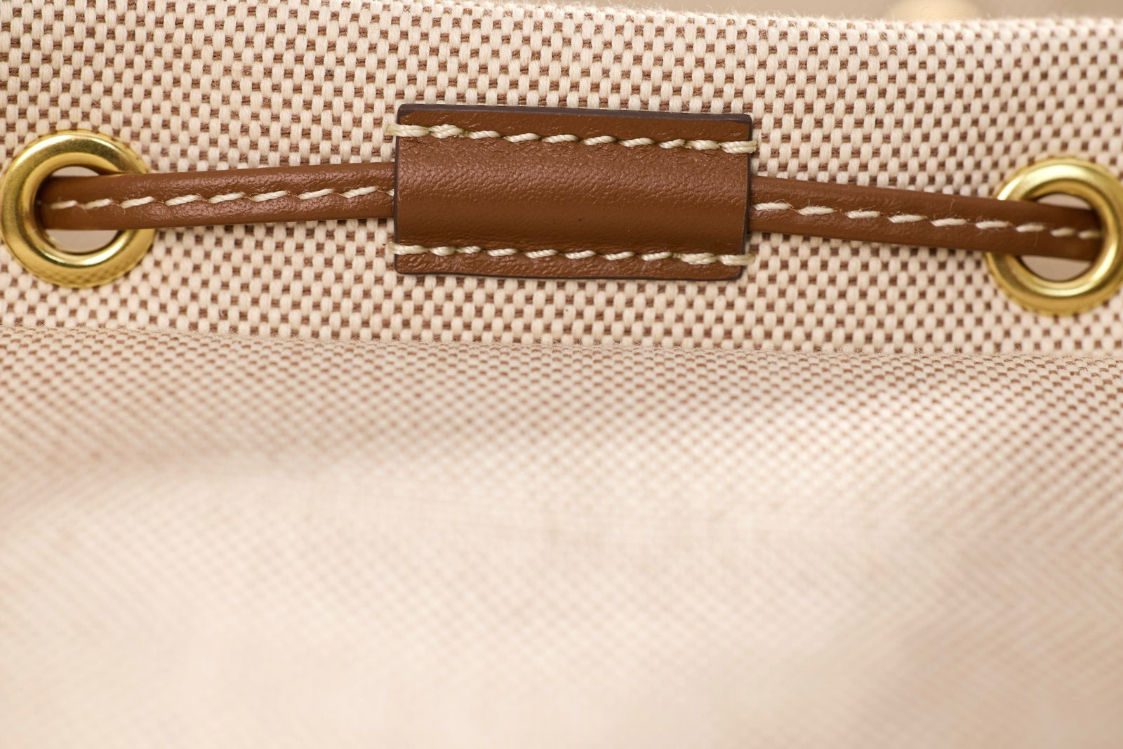 미우미우 캔버스 가죽 백팩 라지