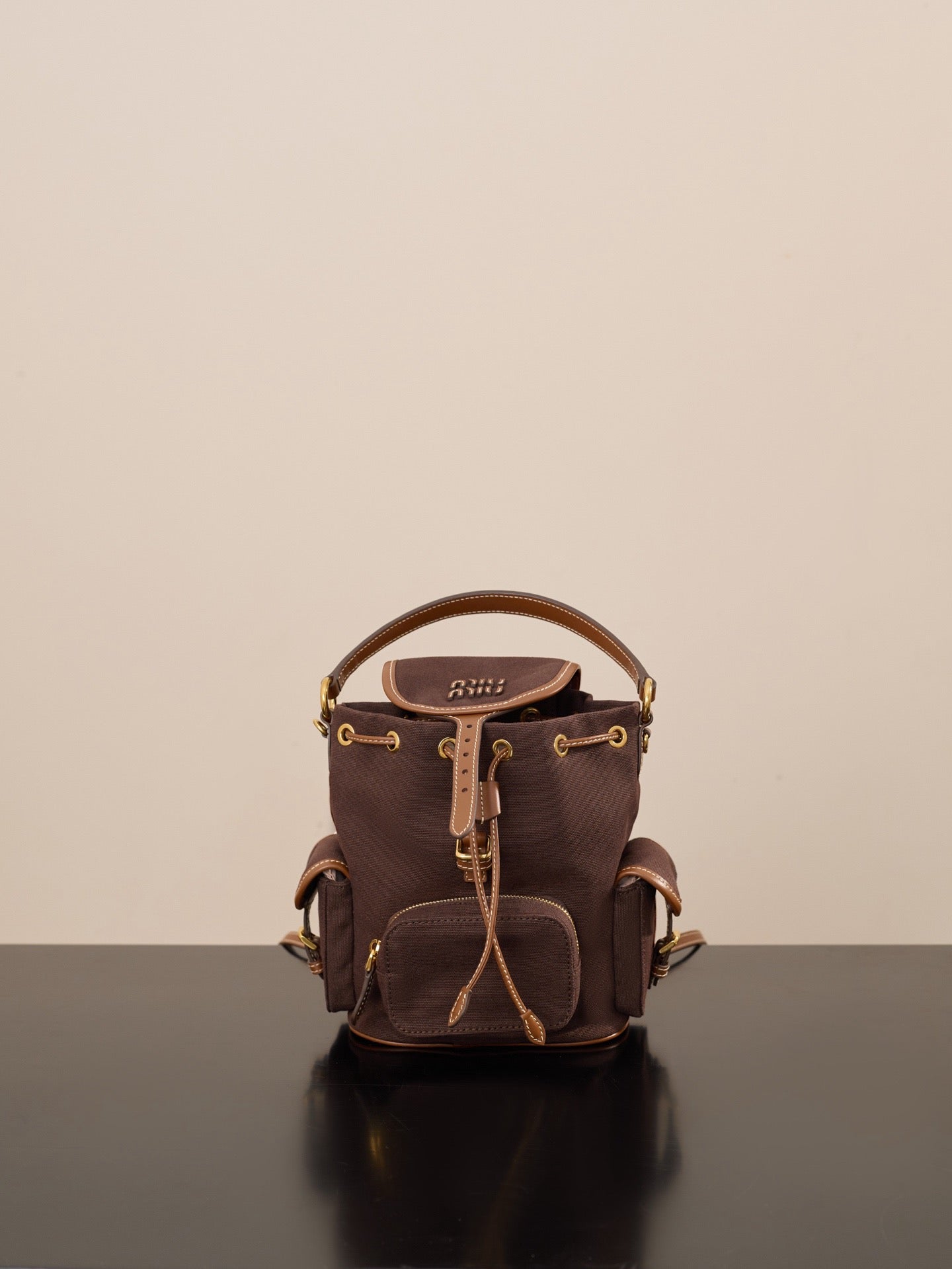 미우미우 캔버스 가죽 백팩 라지