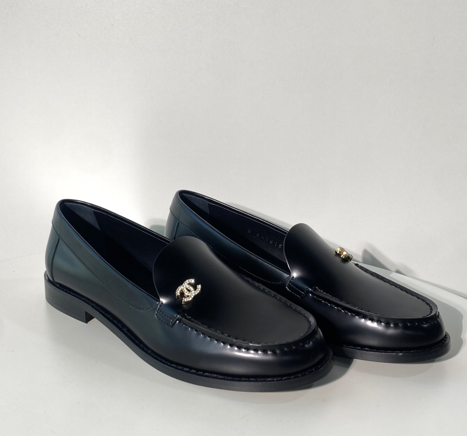 국내) 샤넬 cc 로고 로퍼 38