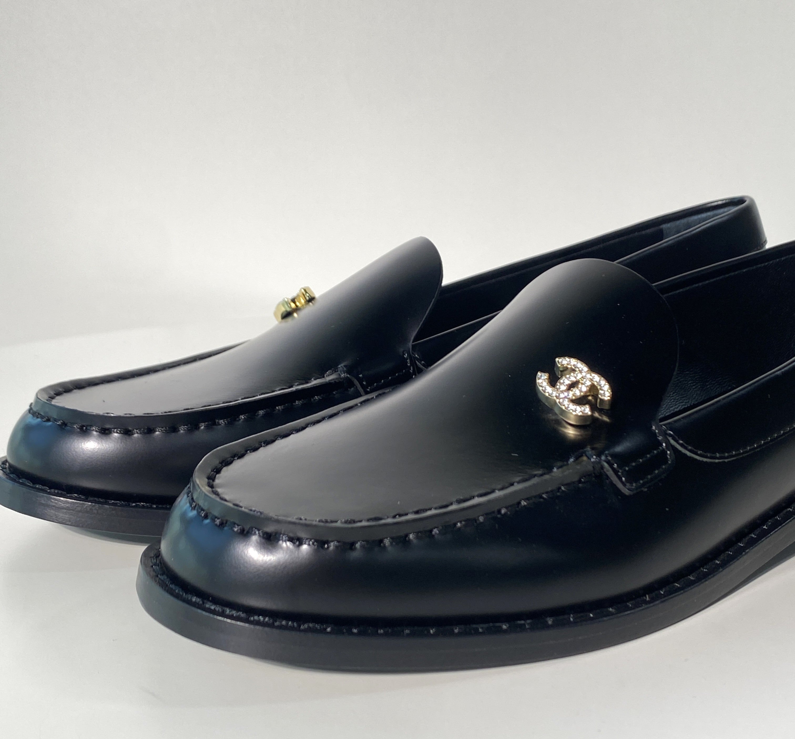 국내) 샤넬 cc 로고 로퍼 38