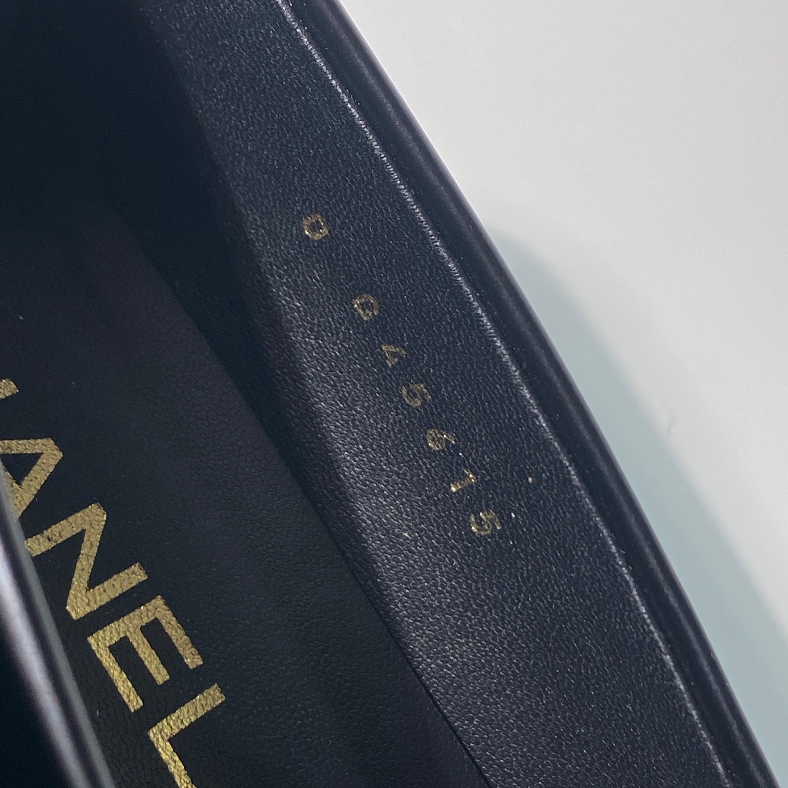 국내) 샤넬 cc 로고 로퍼 38