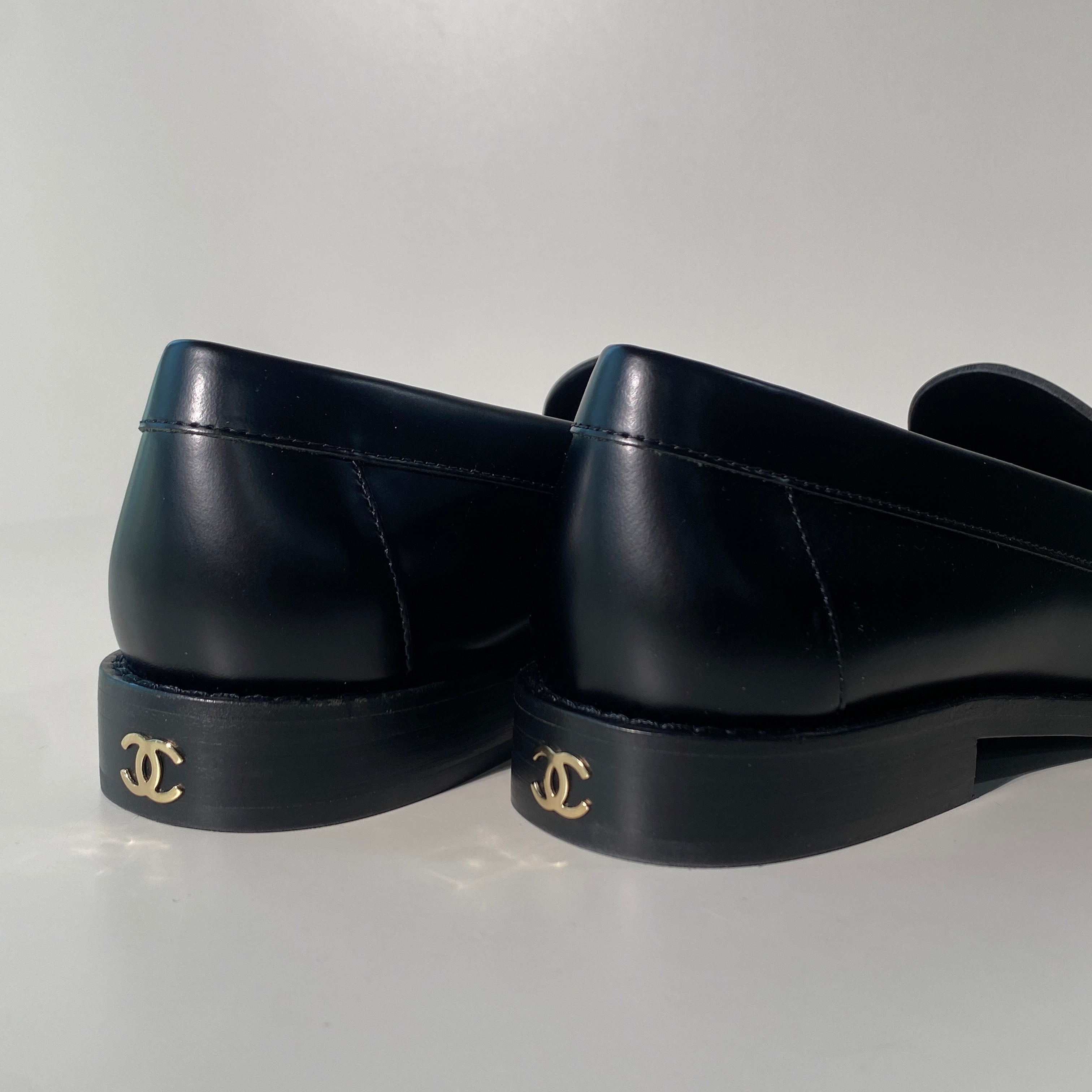 국내) 샤넬 cc 로고 로퍼 38