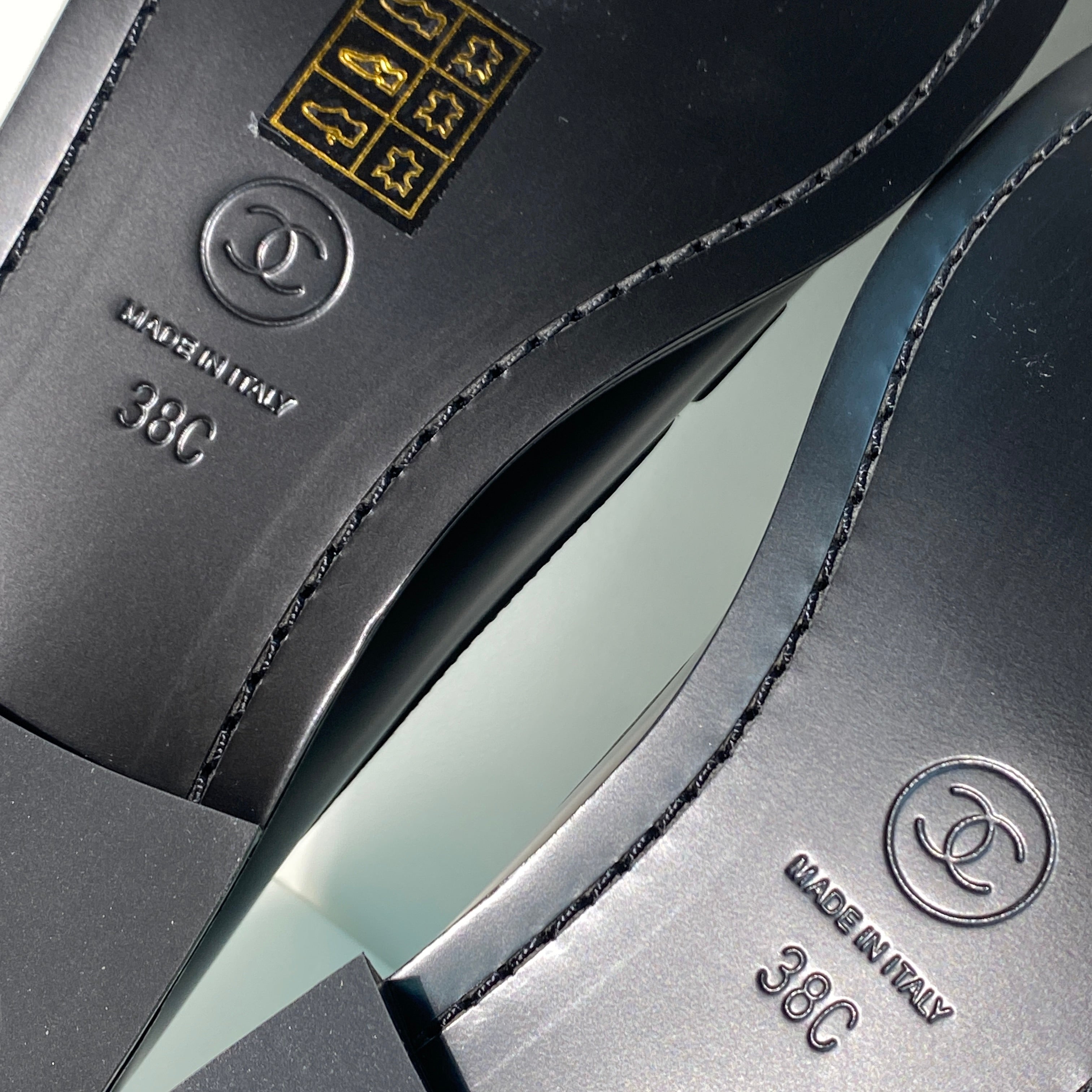 국내) 샤넬 cc 로고 로퍼 38