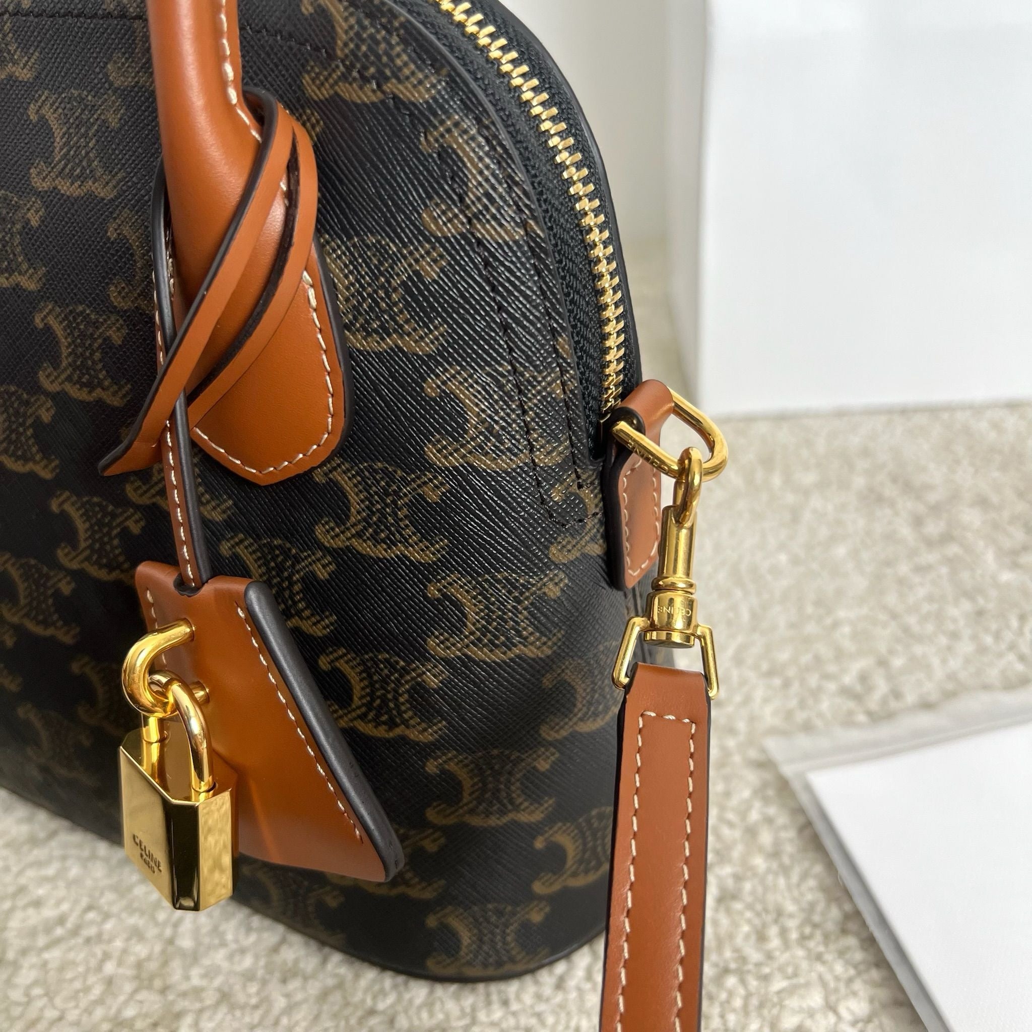 셀린느 틴 오노린 백