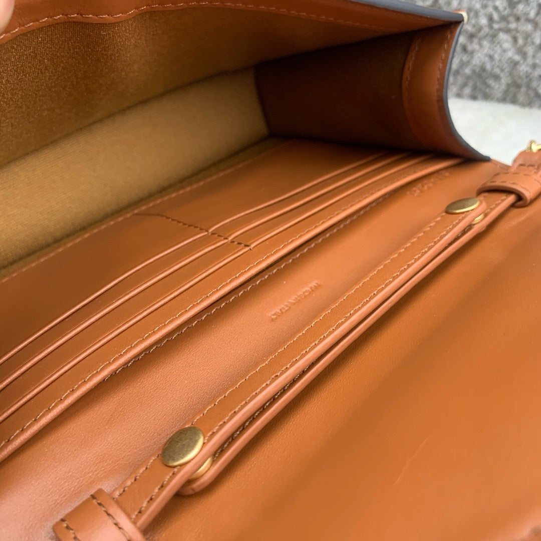 셀린느 트리옹프 체인 백