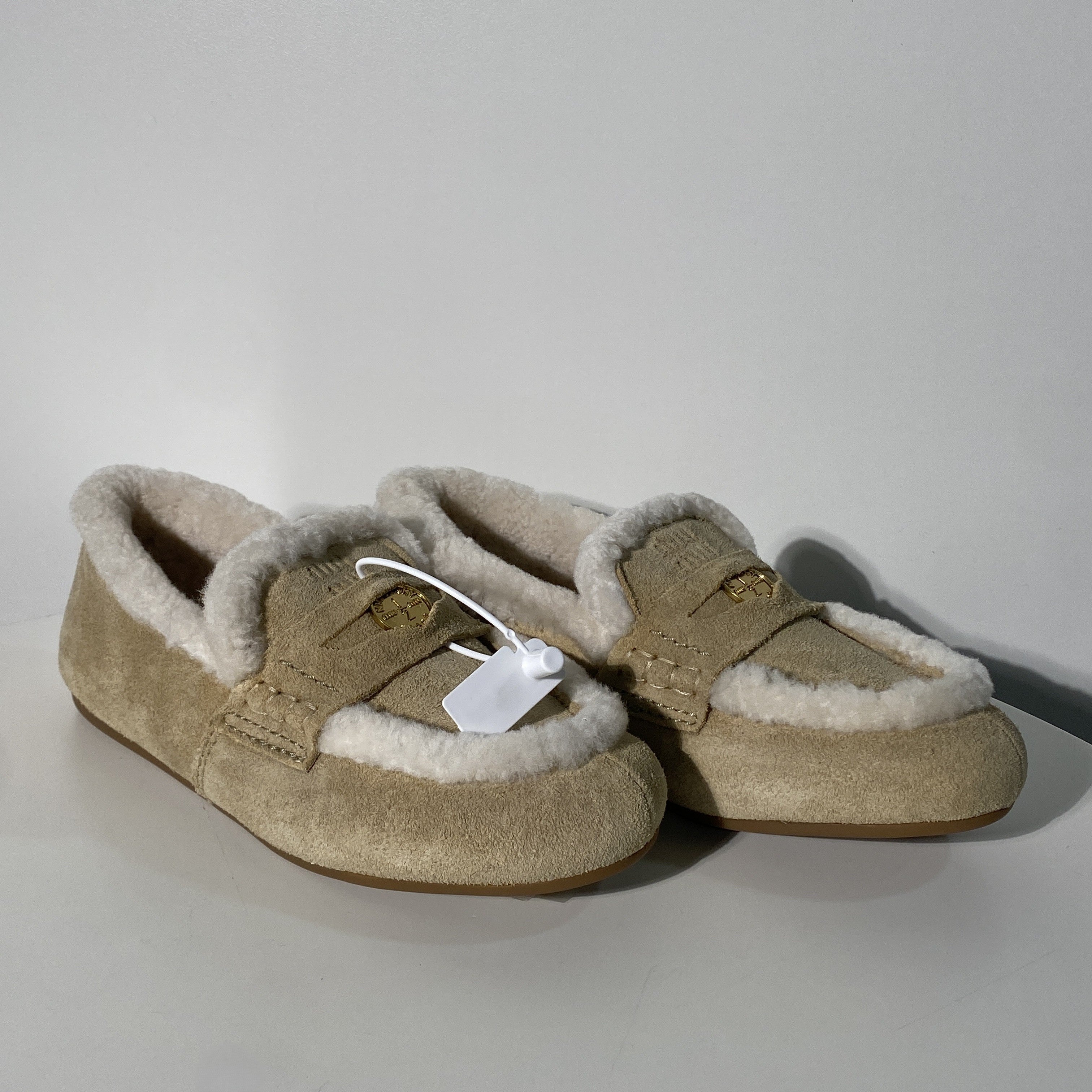 국내) 하자) 미우미우 스웨이드 로퍼 37