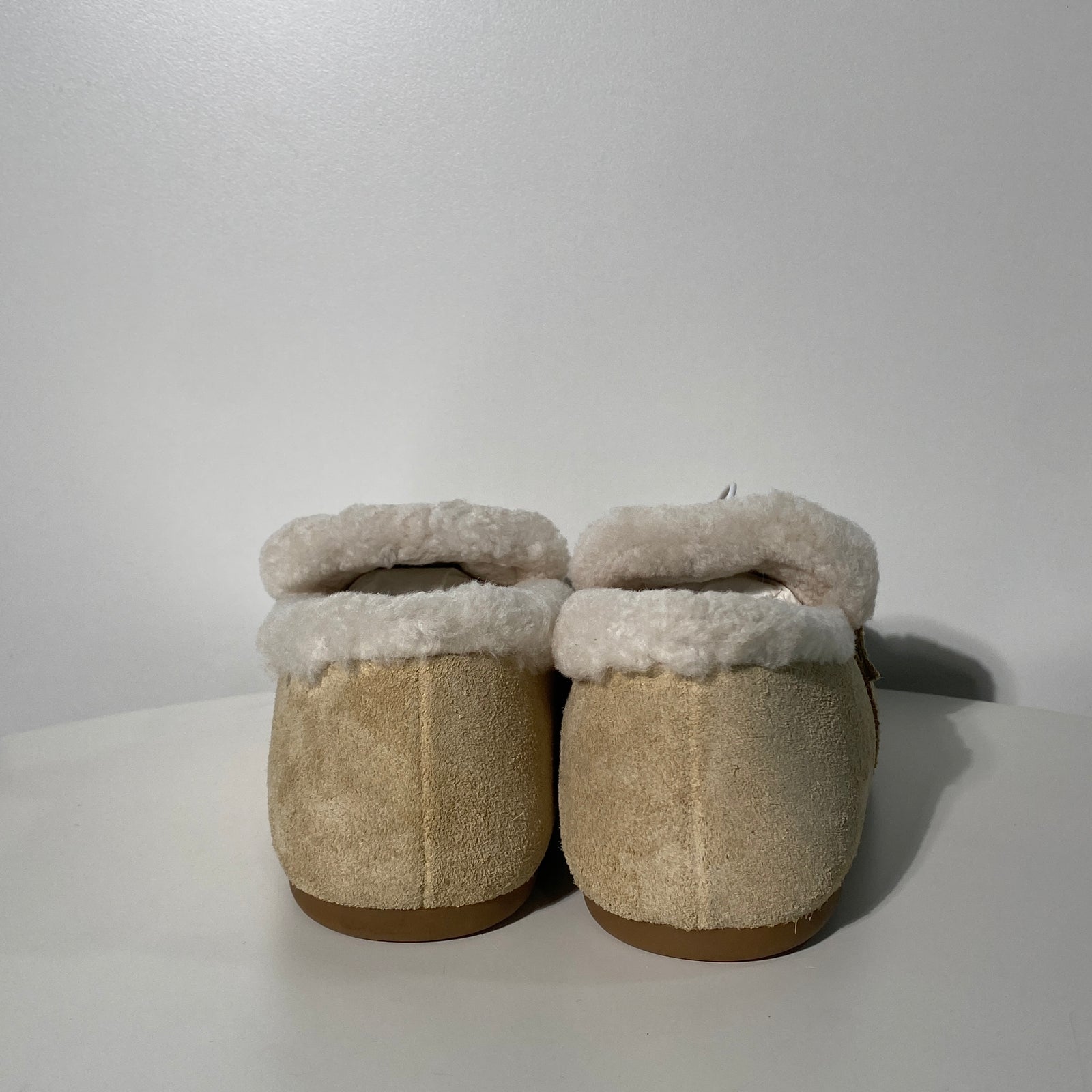 국내) 하자) 미우미우 스웨이드 로퍼 37