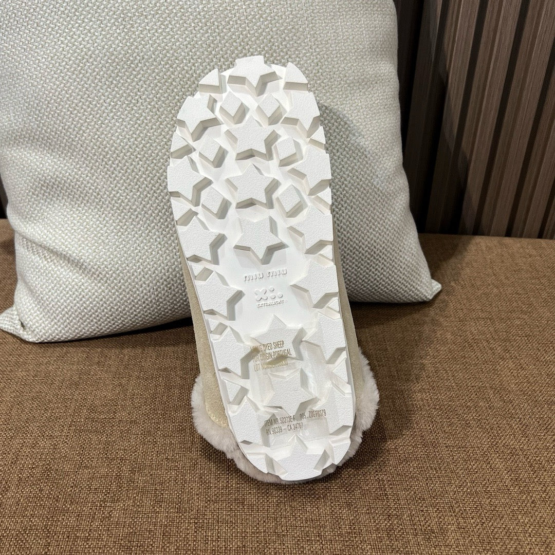 미우미우 스웨이드 뮬