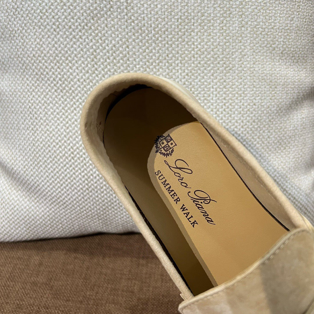 로로피아나 썸머워크 로퍼 (윈디 듄)