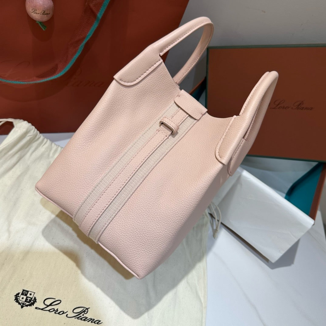 로로피아나 베일 스몰 백