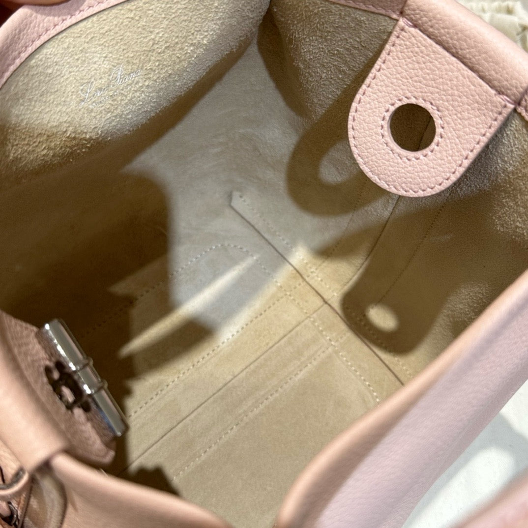 로로피아나 베일 스몰 백