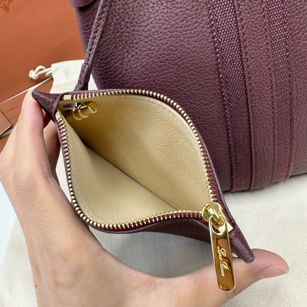 로로피아나 베일 스몰 백