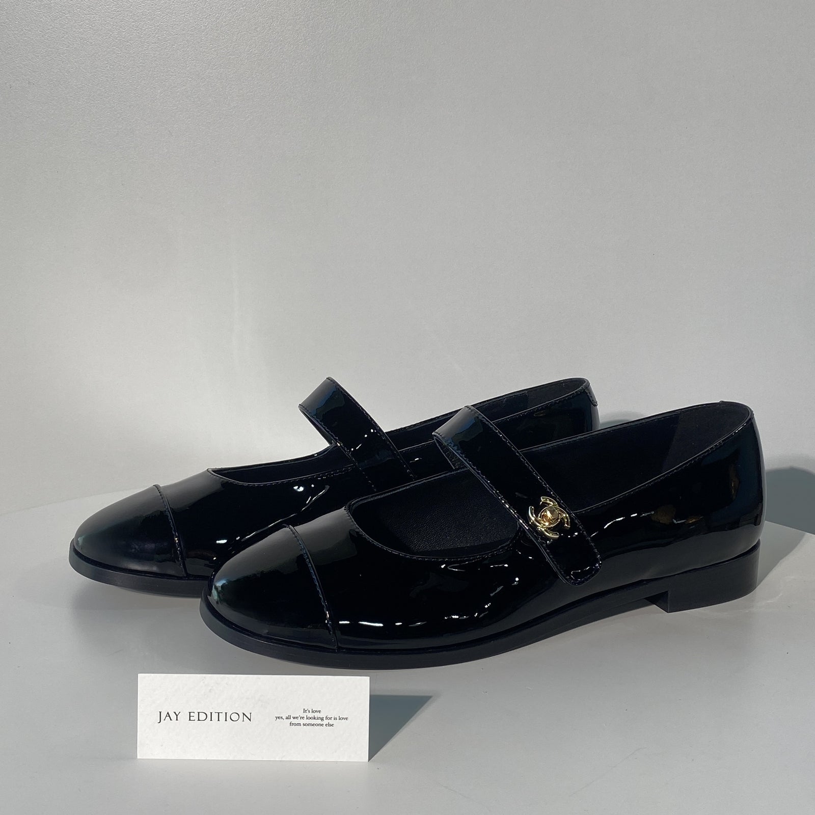 국내) 샤넬 메리제인 턴락 페이던트 / 블랙 40