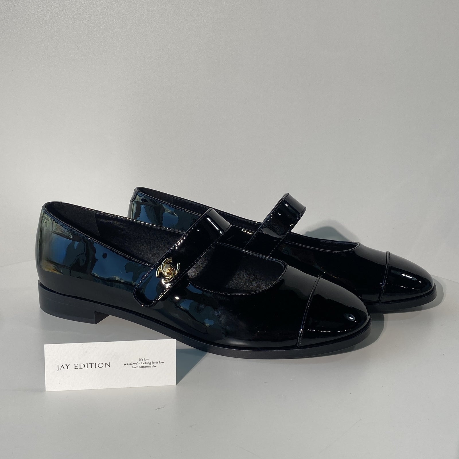 국내) 샤넬 메리제인 턴락 페이던트 / 블랙 40