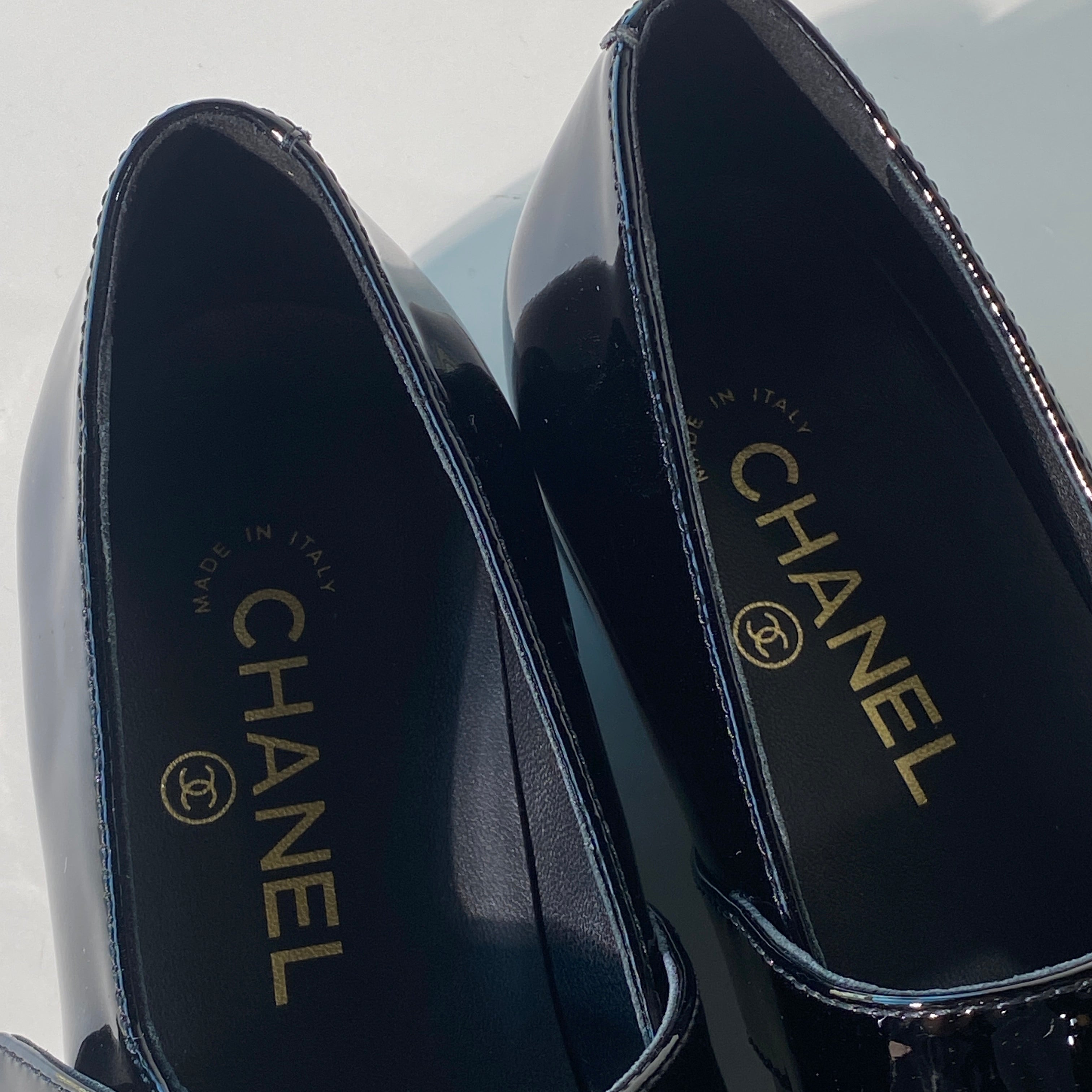 국내) 샤넬 메리제인 턴락 페이던트 / 블랙 40