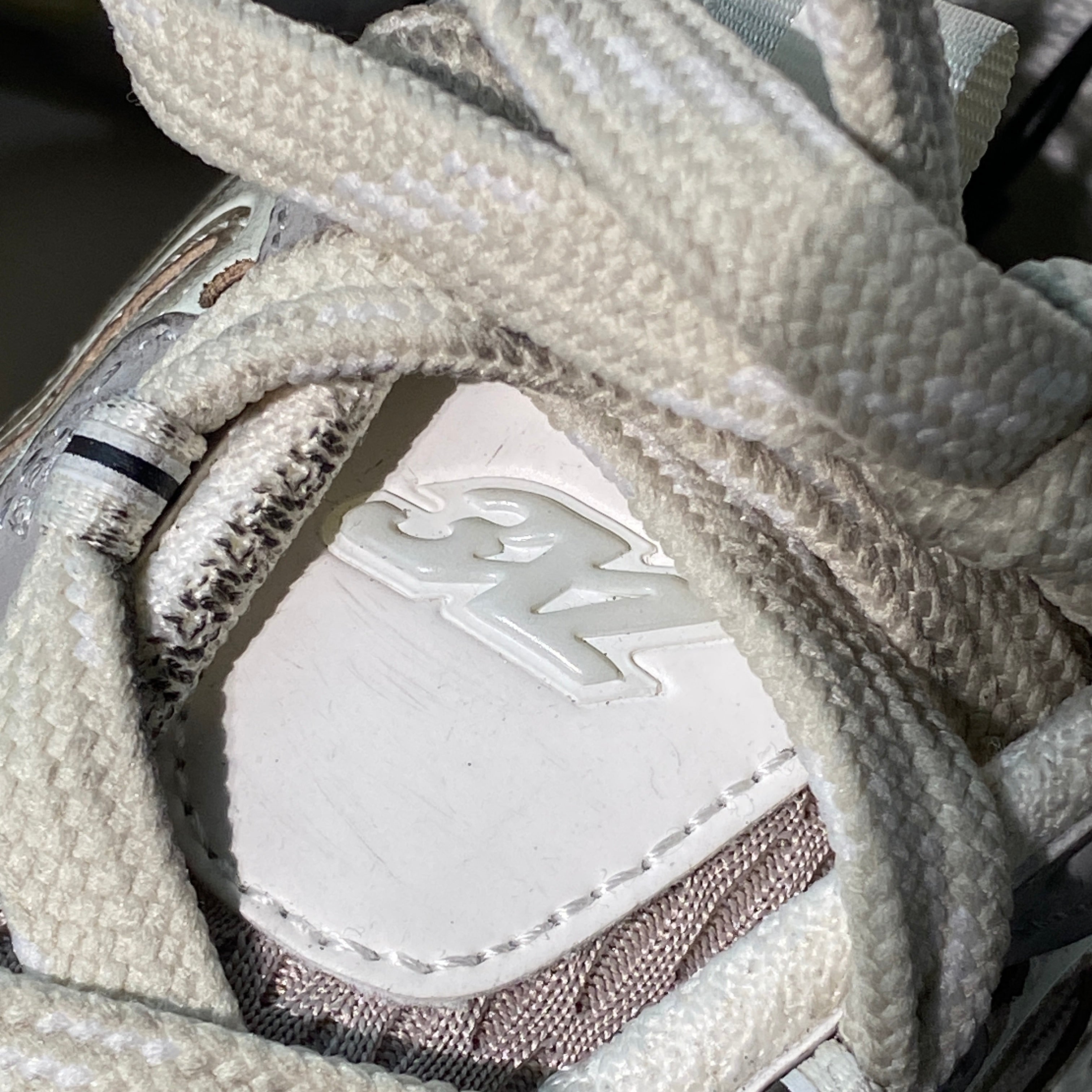 국내) 발렌시아가 스니커즈 3XL 에그쉘 36