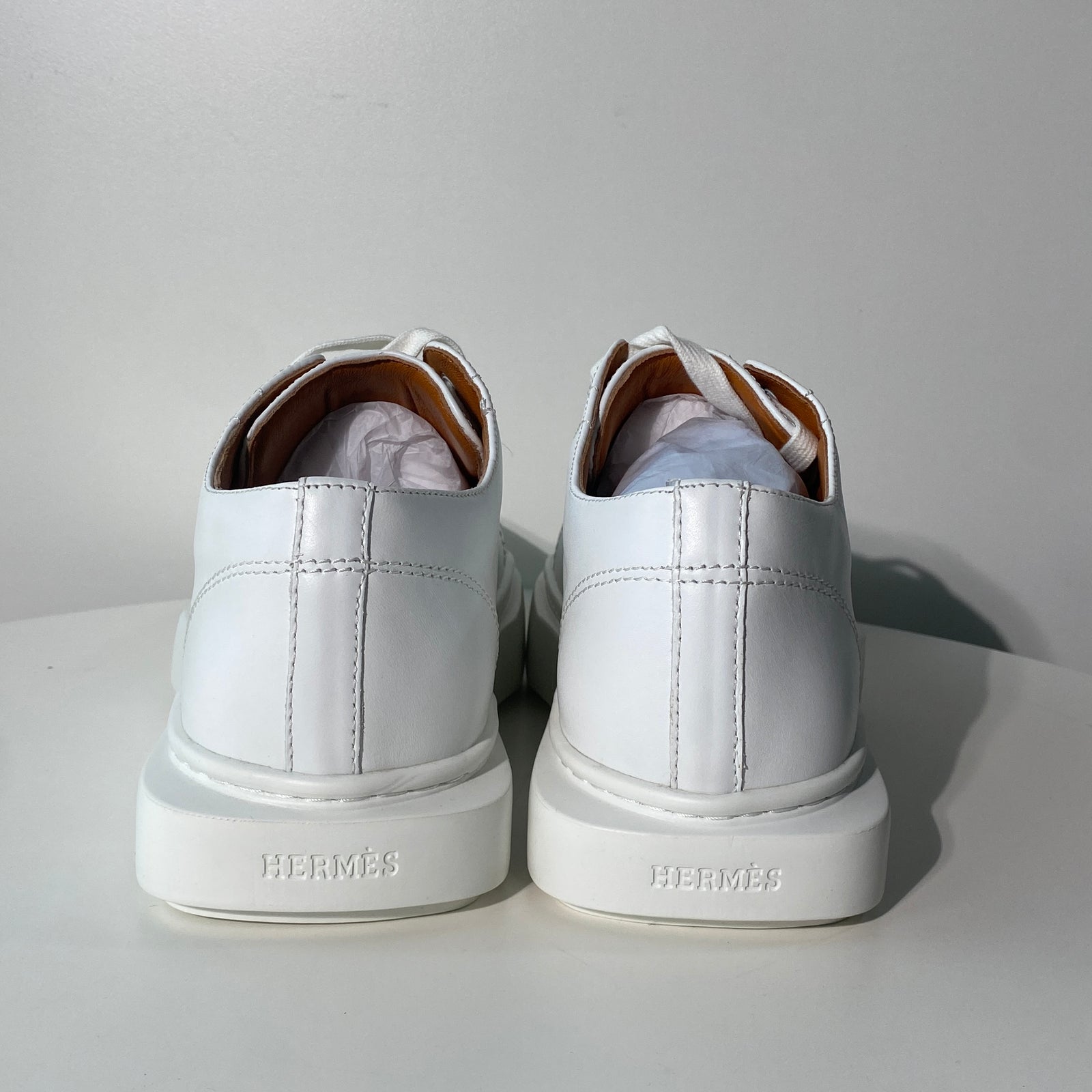 국내) 초미세하자) 에르메스 하루 더비 스니커즈 / 화이트 46