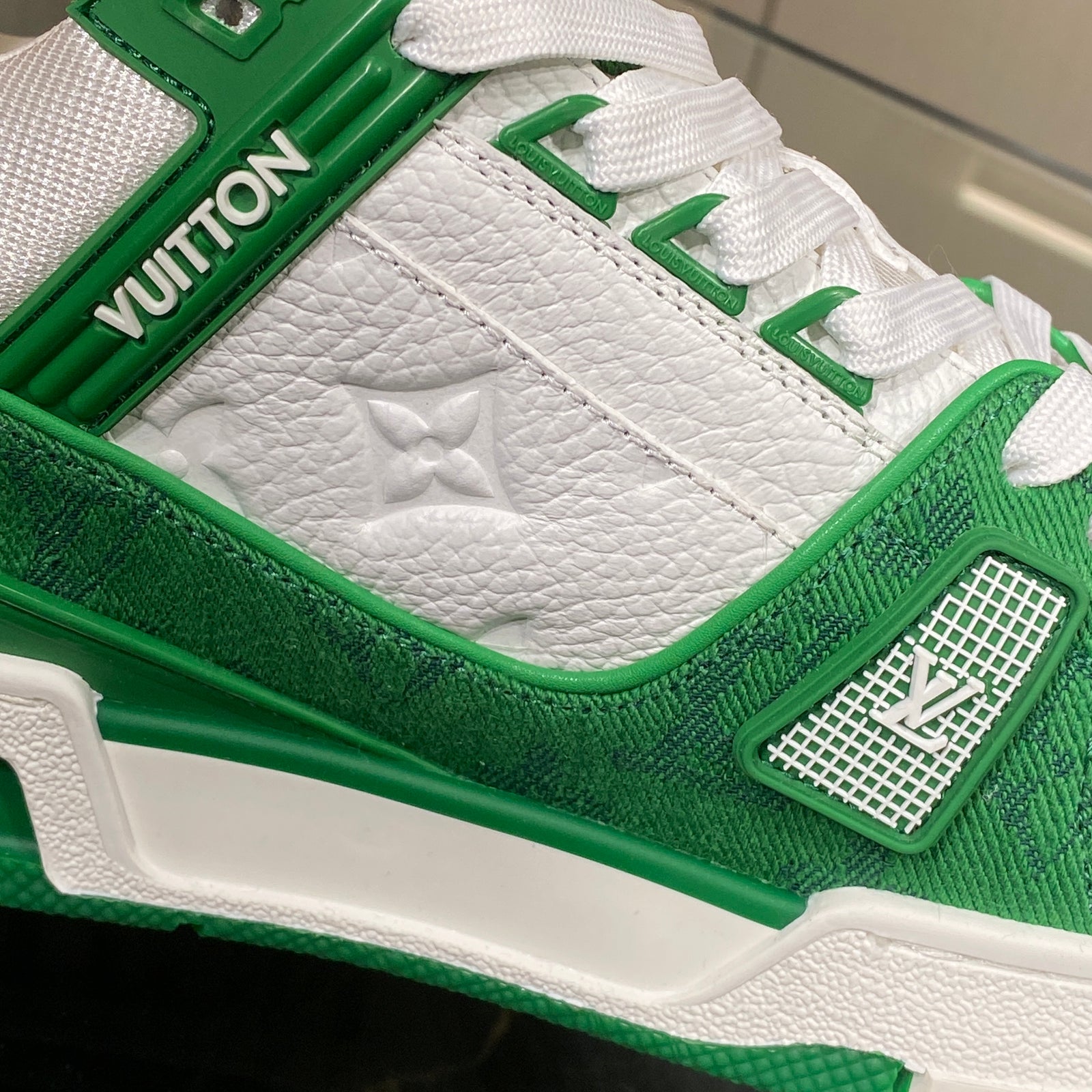 국내) 루이비통 LV 트레이너 스니커즈 모노그램 / 데님 그린 265사이즈