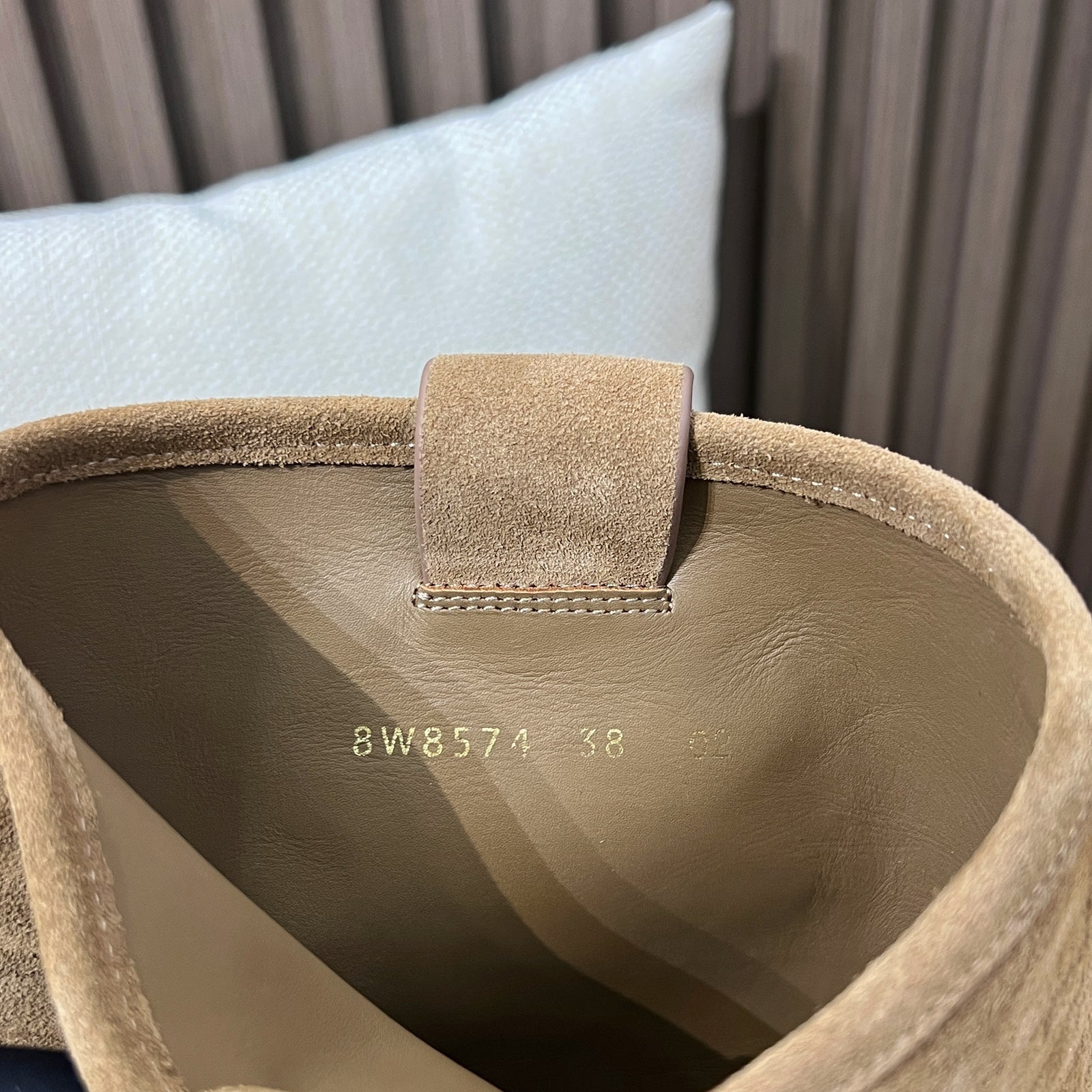 펜디 필로 모노그램 니 하이 부츠