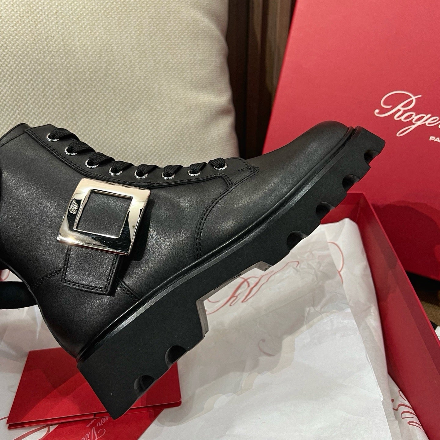 로저비비에 비브 레인저스 레더 부티 블랙