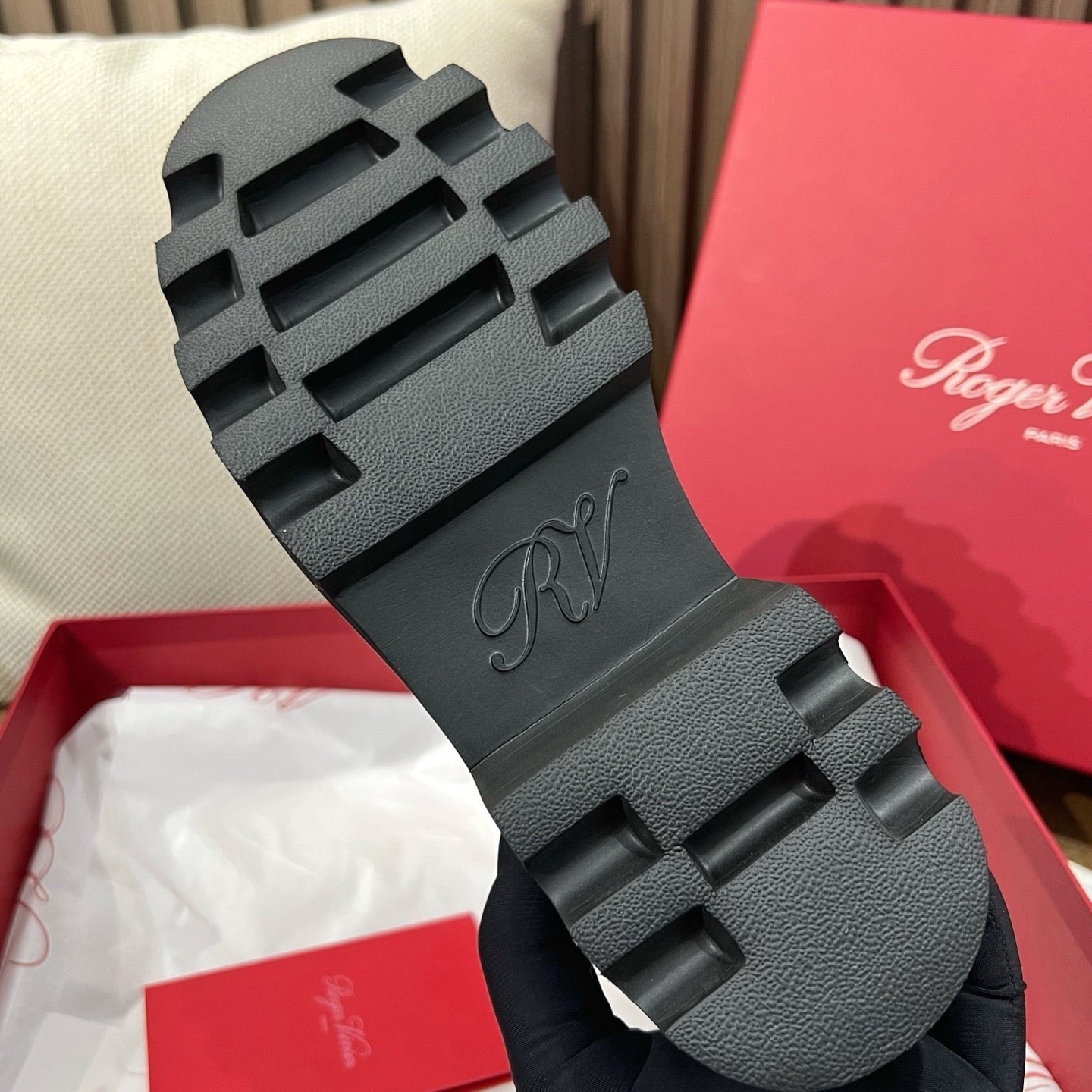 로저비비에 비브 레인저스 레더 부티 블랙