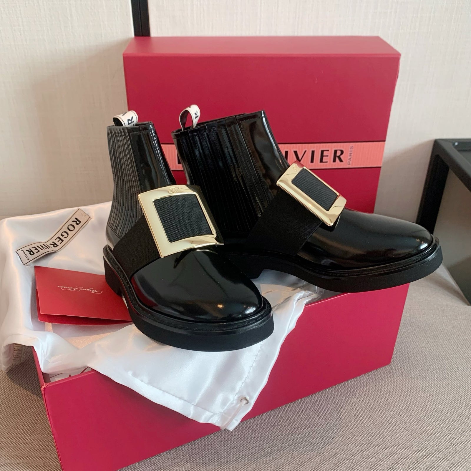 로저비비에 비브 레인저스 첼시 부티