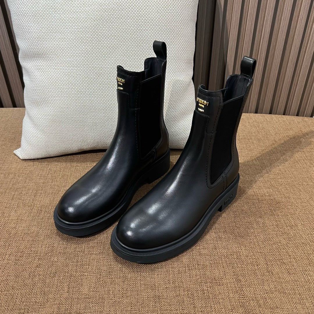 펜디 필로 블랙 가죽 바이커 부츠