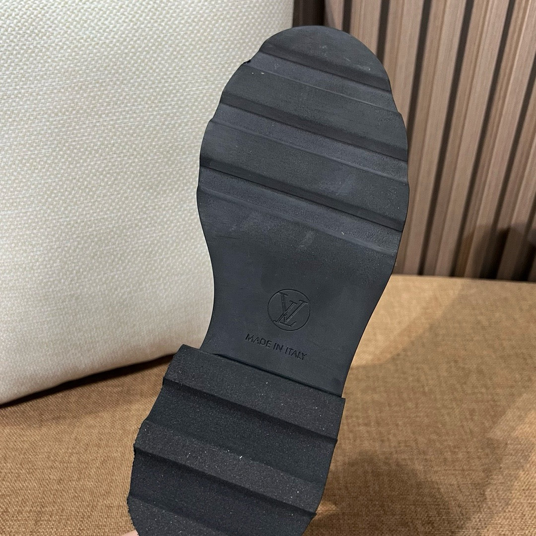 루이비통 보부르 앵클 부츠