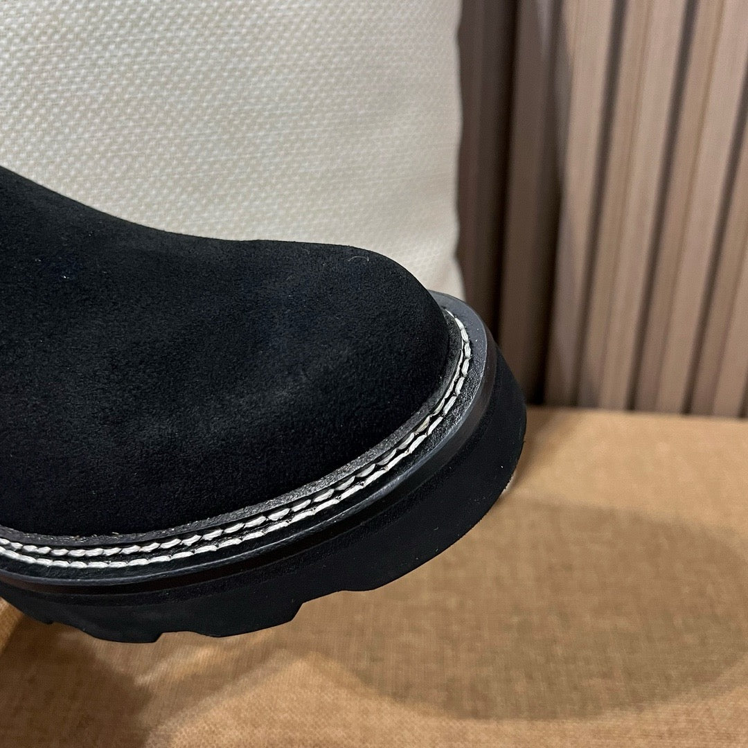 루이비통 보부르 앵클 부츠