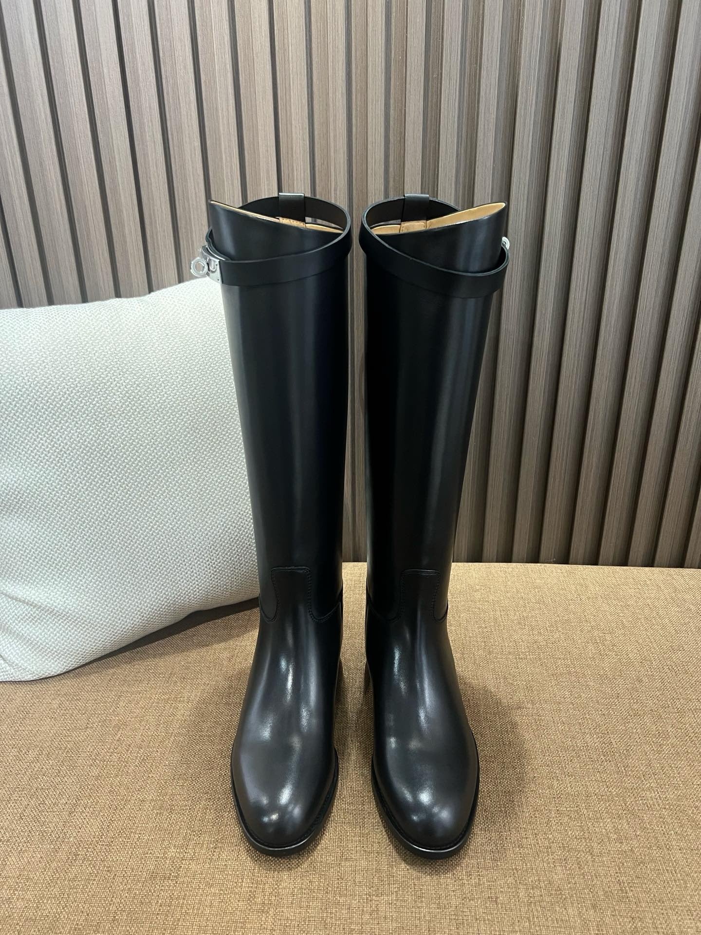 에르메스 점핑 부츠 박스 카프스킨 & 팔라듐 하드웨어 누아