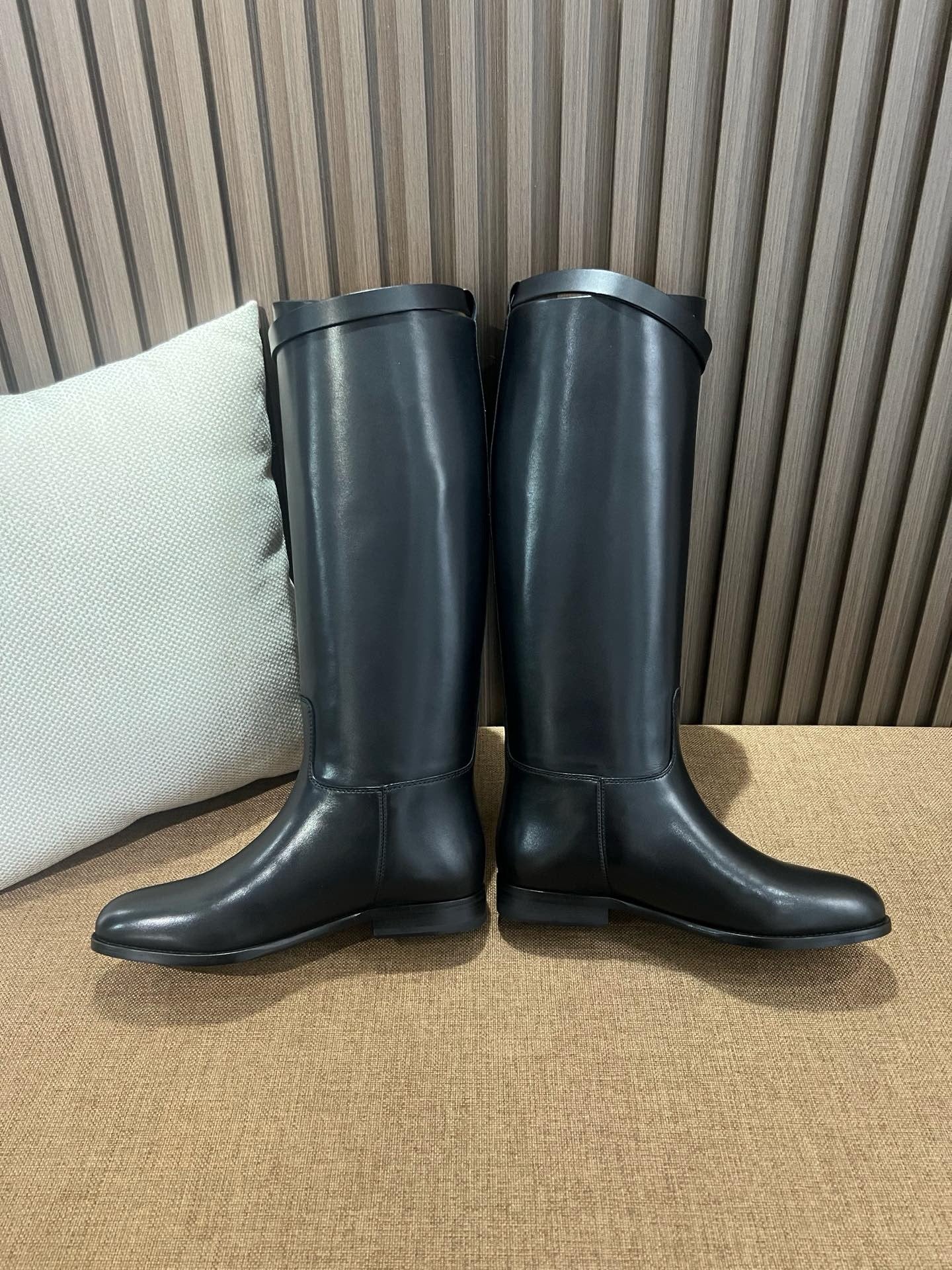 에르메스 점핑 부츠 박스 카프스킨 & 팔라듐 하드웨어 누아