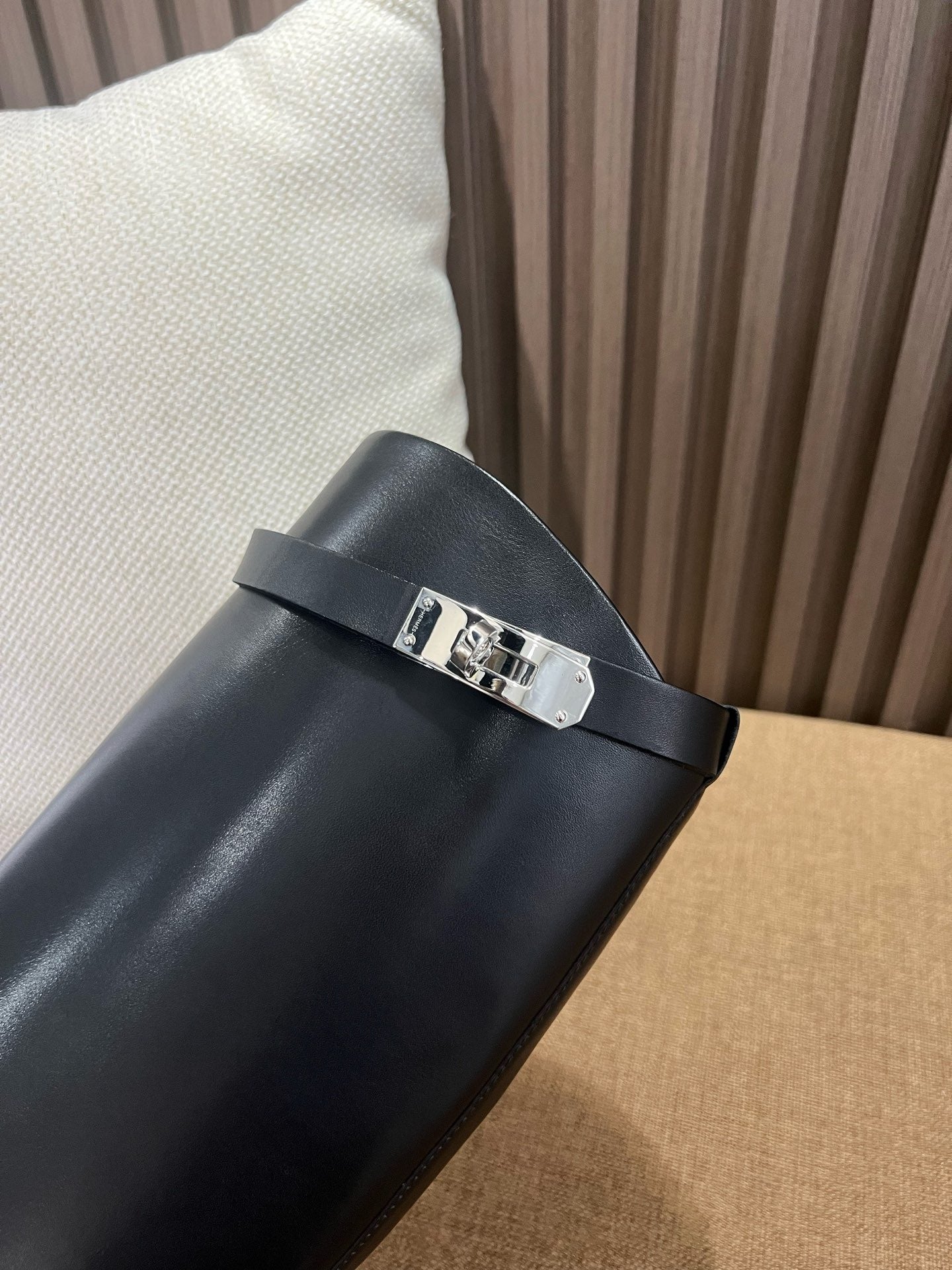 에르메스 점핑 부츠 박스 카프스킨 & 팔라듐 하드웨어 누아