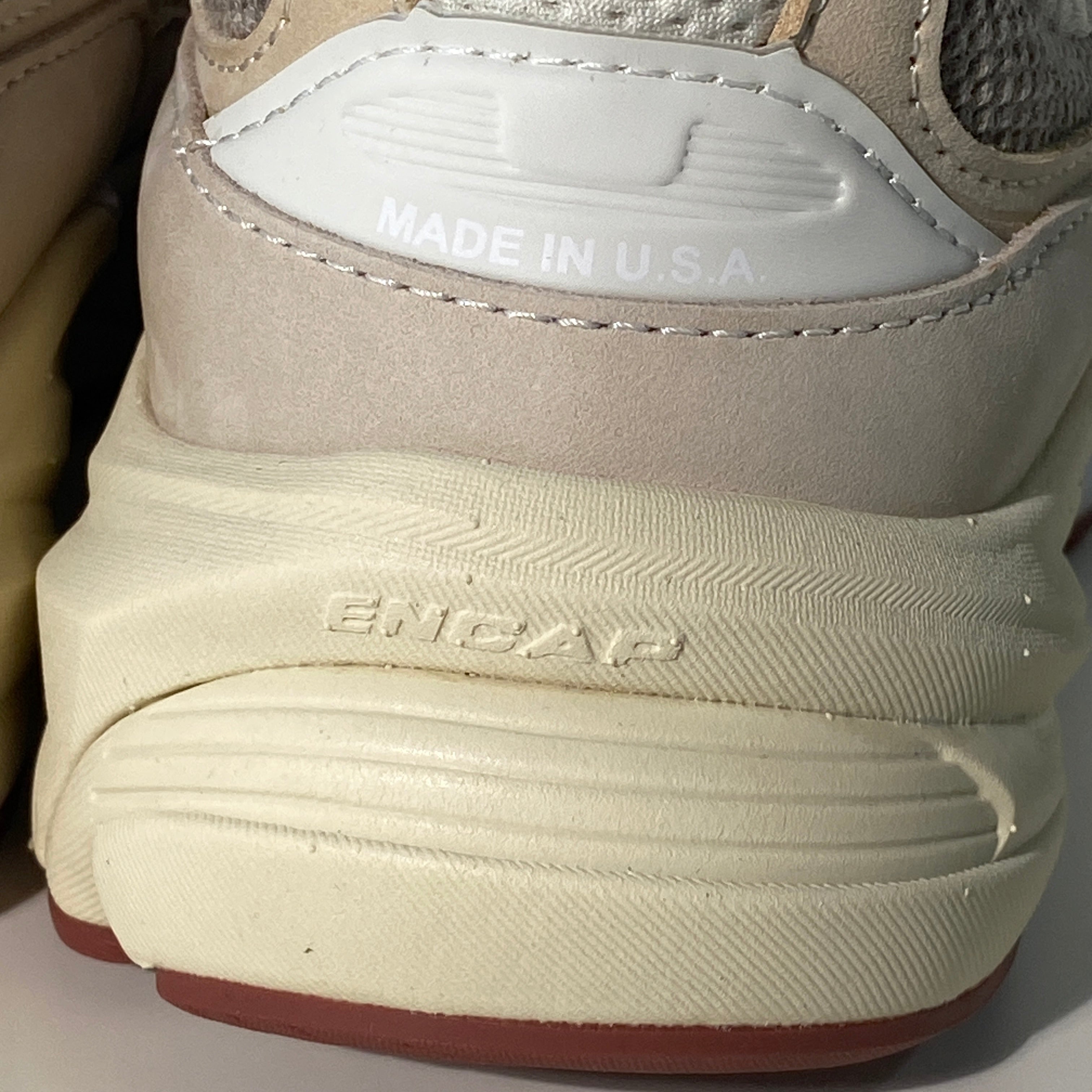 국내) 뉴발란스 X 로로피아나 37