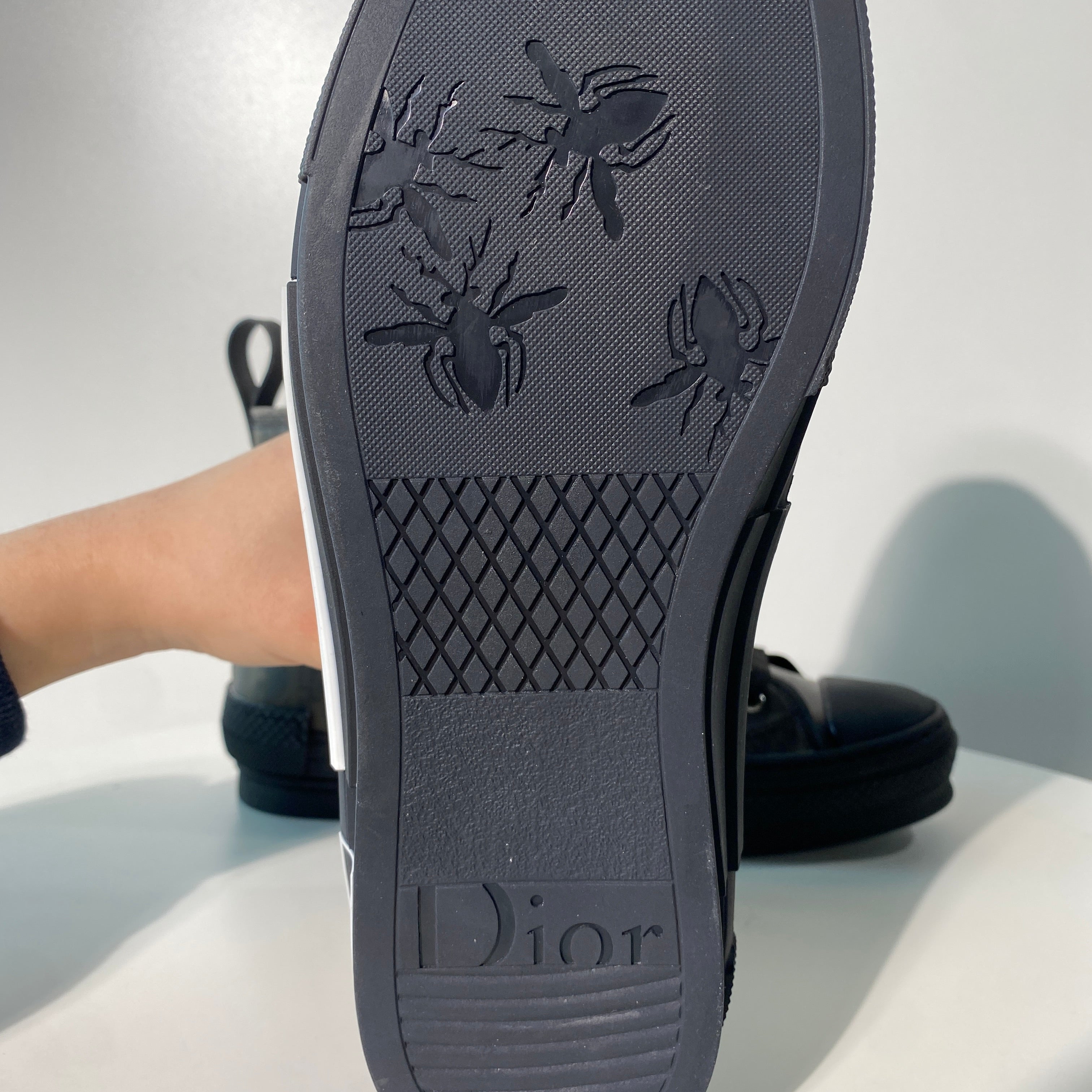 국내) 디올 B23 하이 오블리크 캔버스 스니커즈 / 블랙 41