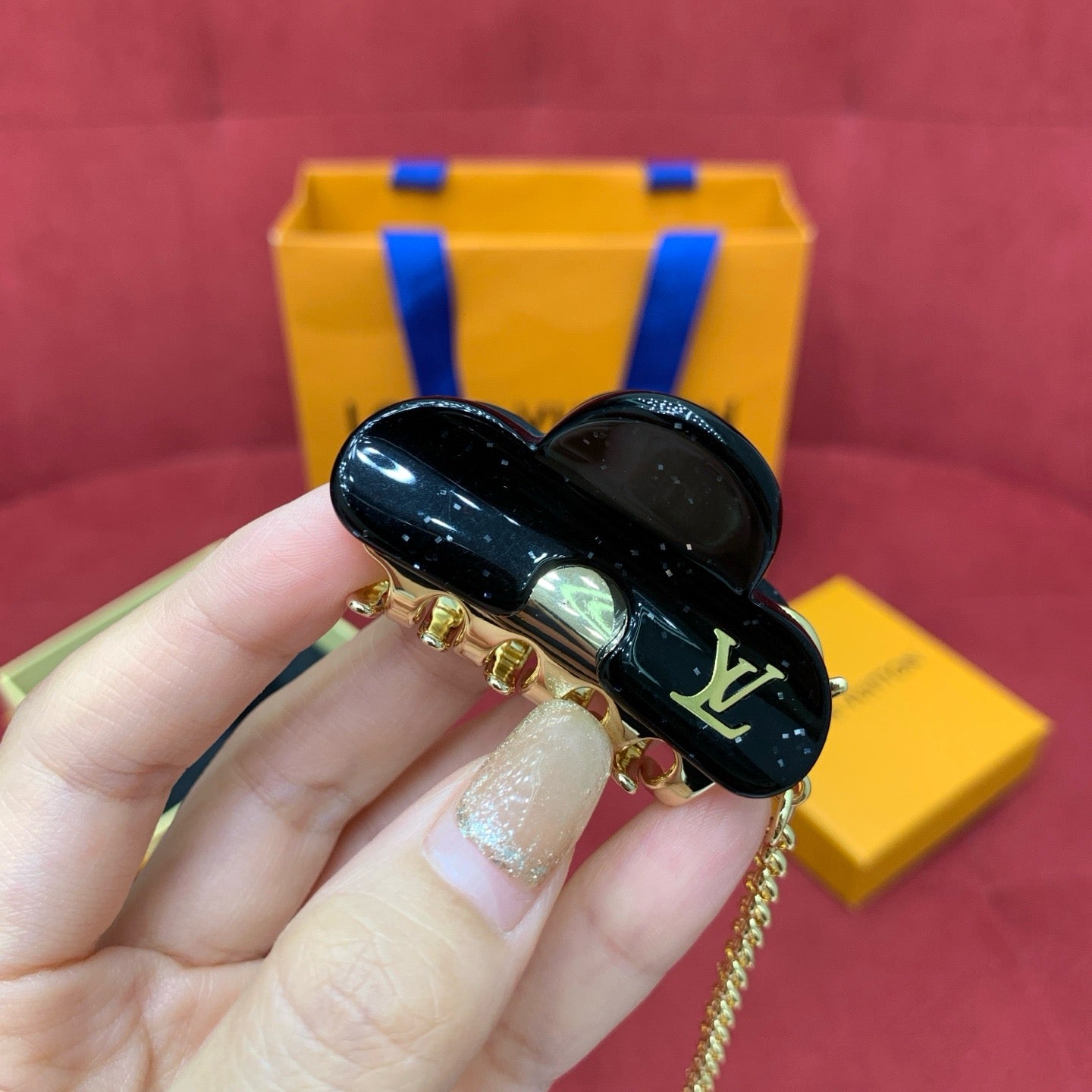 루이비통 헤어 클립 백 참 1