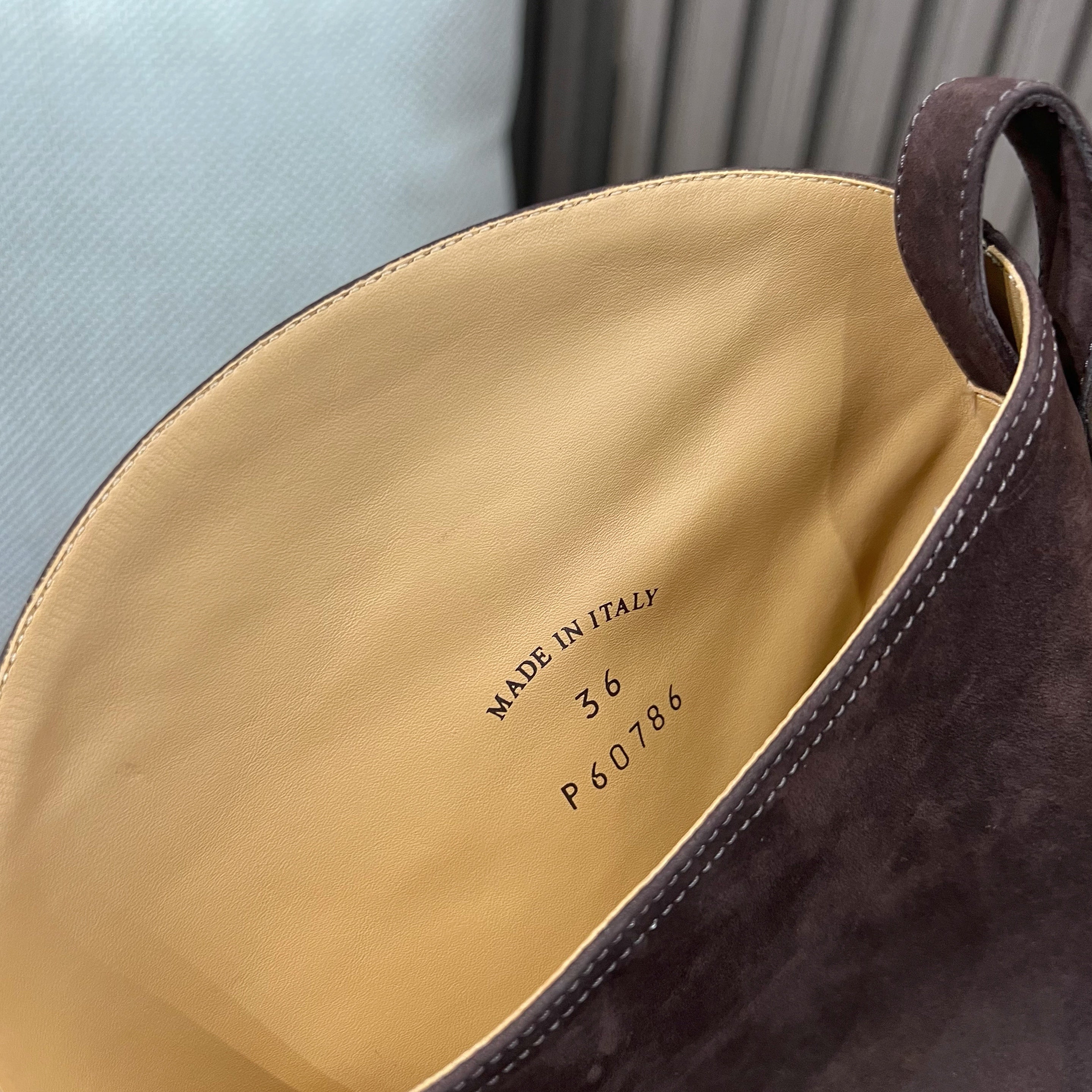 로로피아나 킬다 부츠 스웨이드