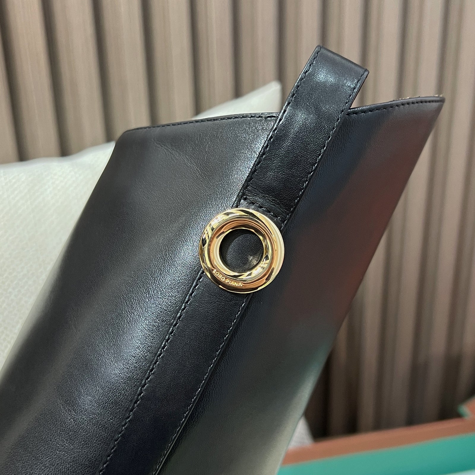 로로피아나 킬다 부츠 카프스킨