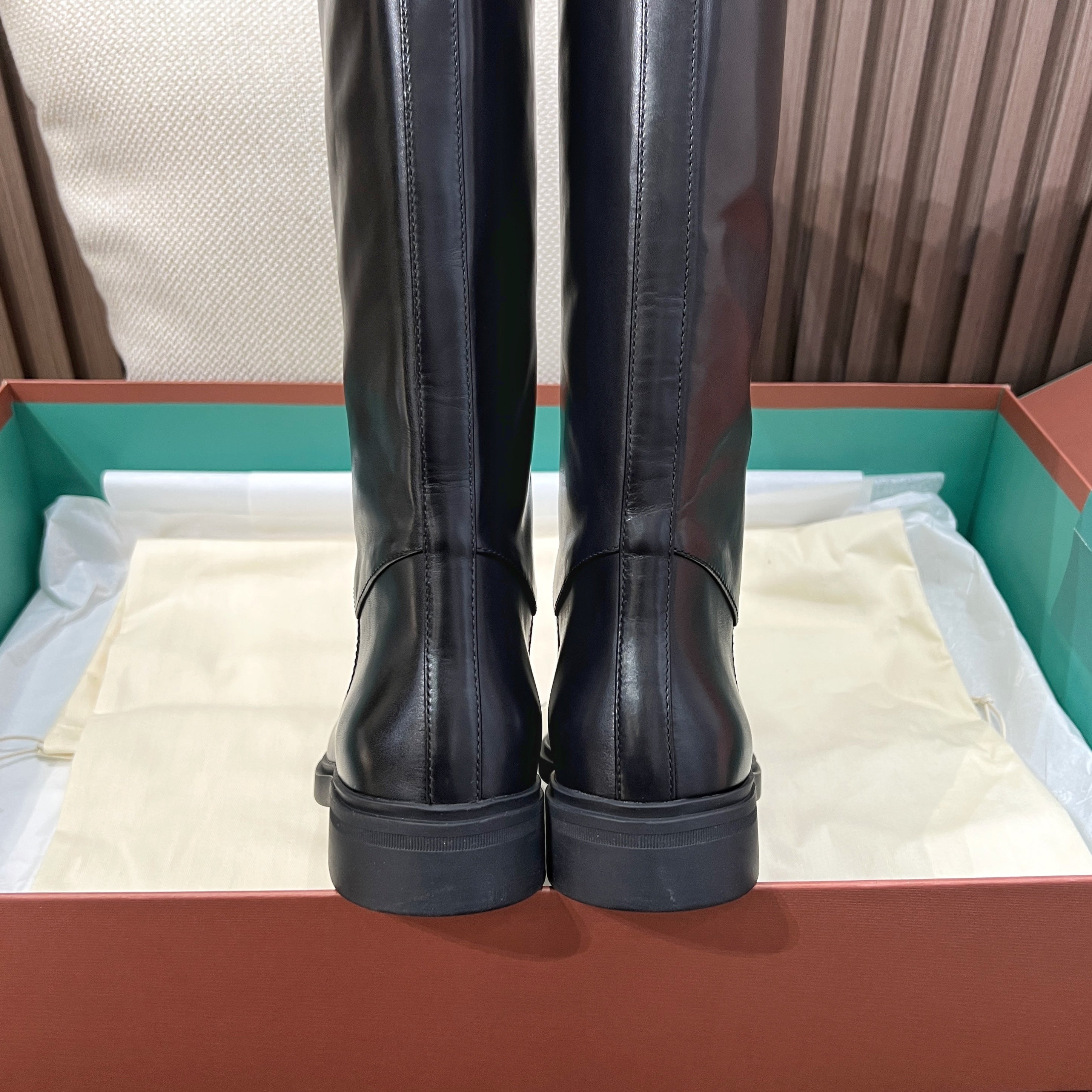 로로피아나 킬다 부츠 카프스킨