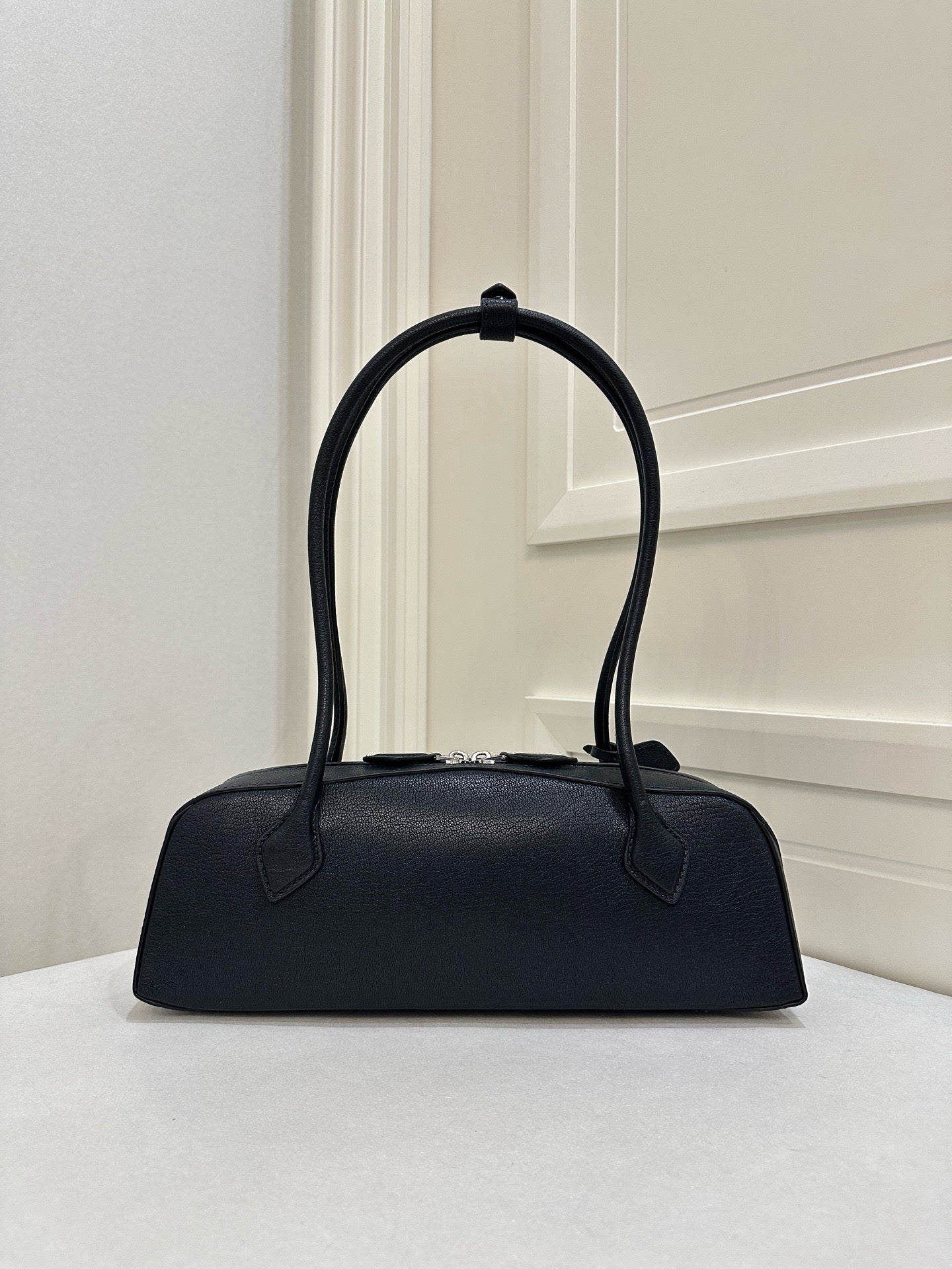 알라이아 LE TECKEL 미디엄 백