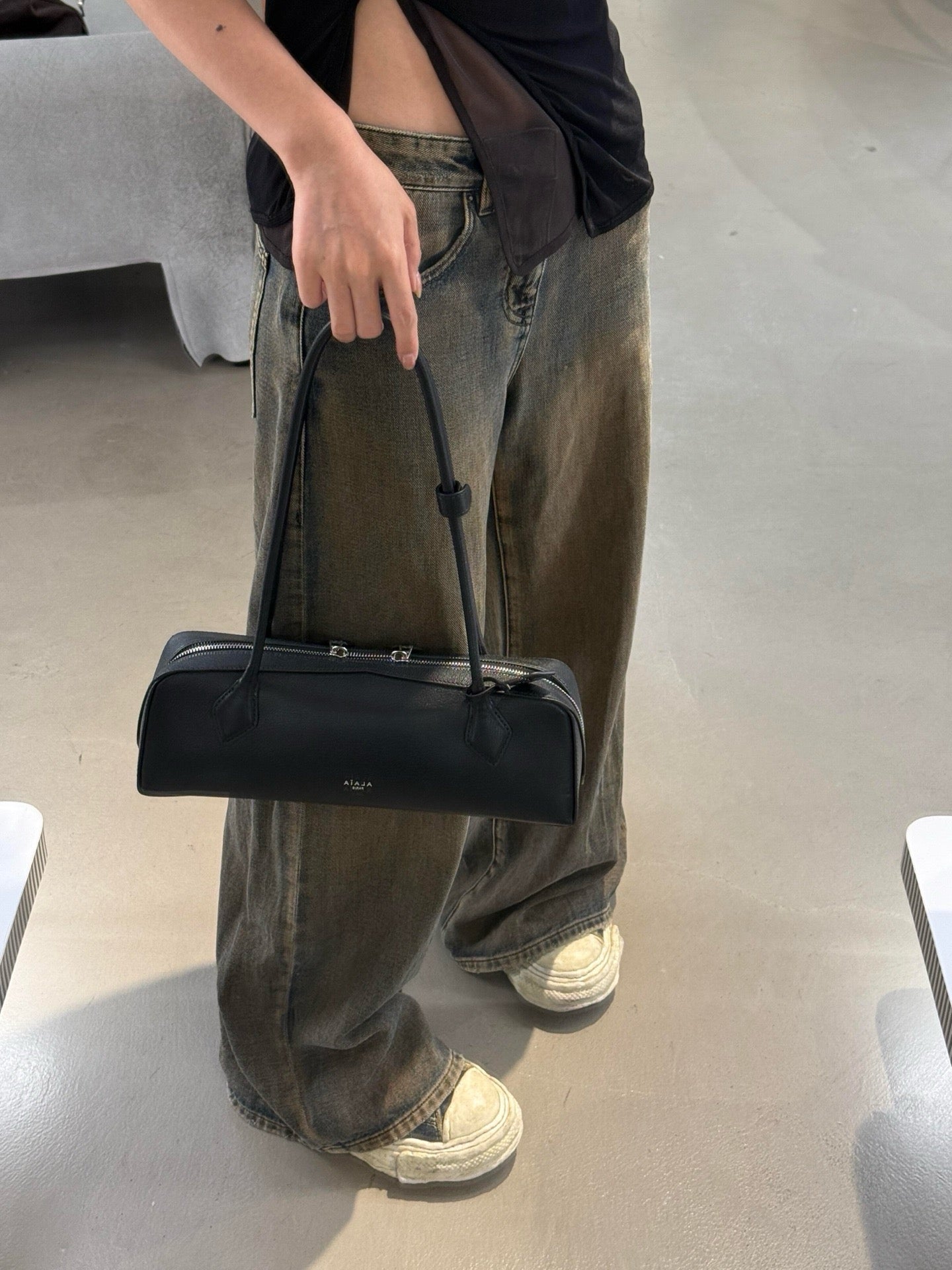 알라이아 LE TECKEL 미디엄 백