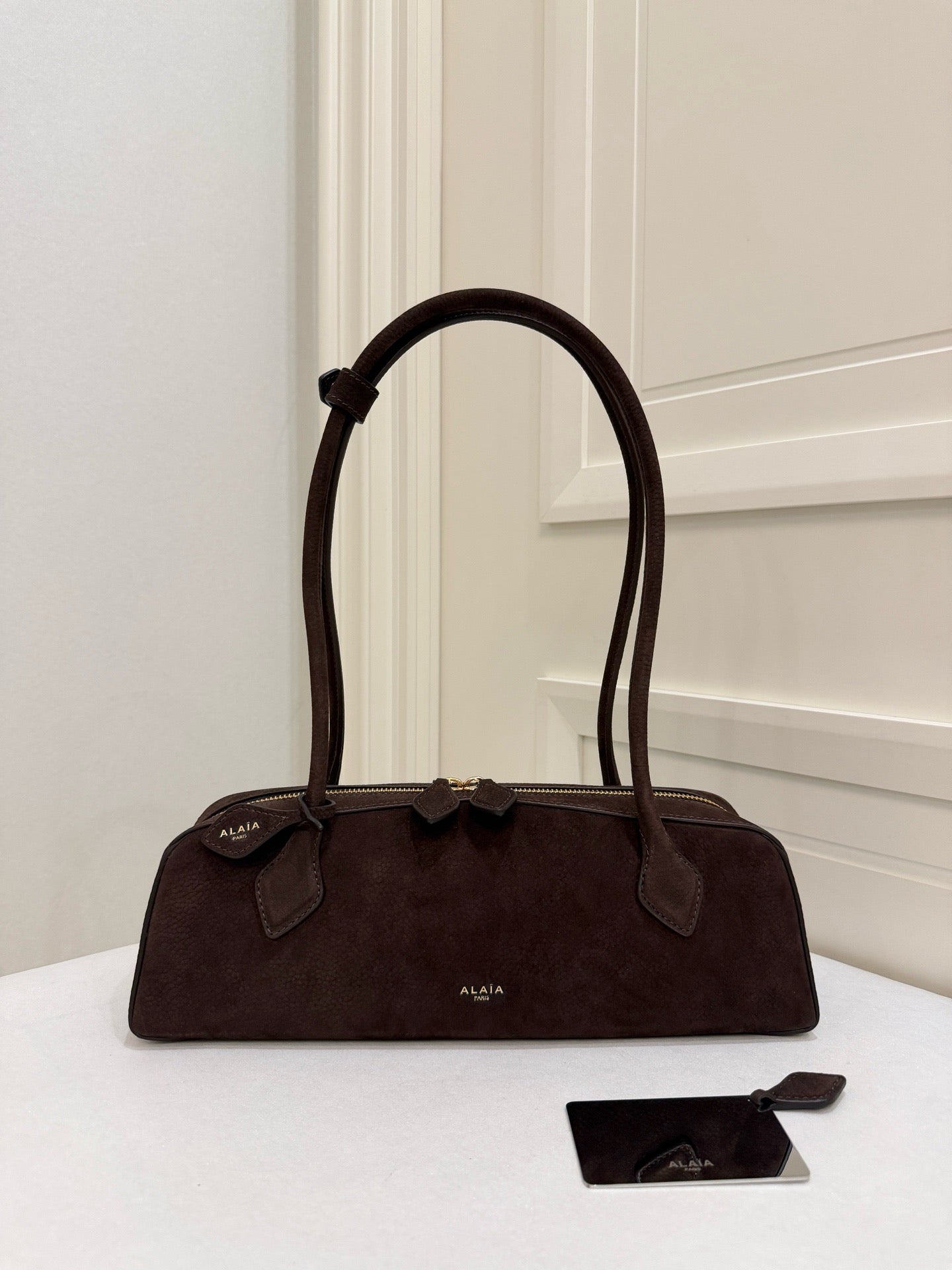 알라이아 LE TECKEL 미디엄 백