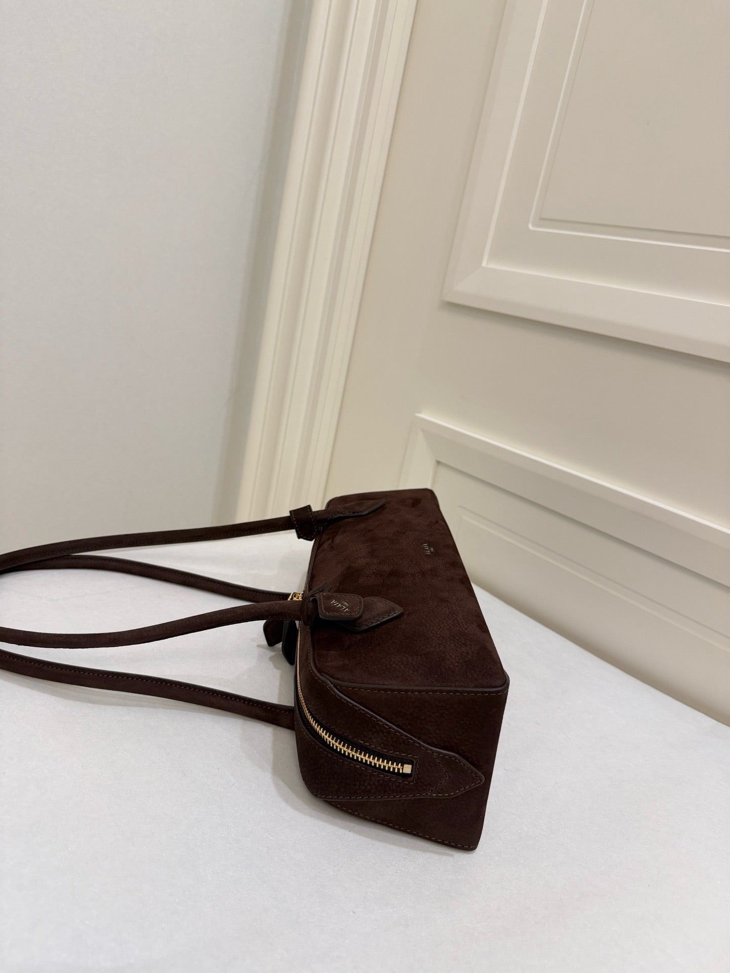 알라이아 LE TECKEL 미디엄 백